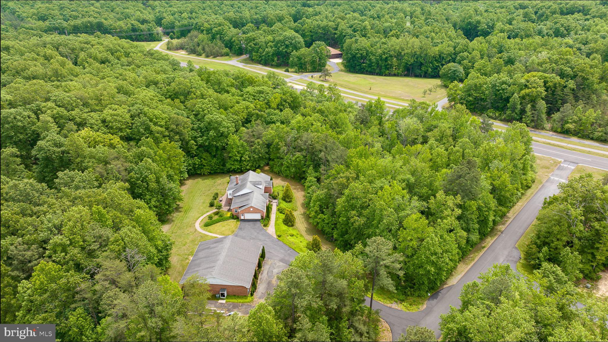 DOGWOOD AIR PARK - Residential Lease