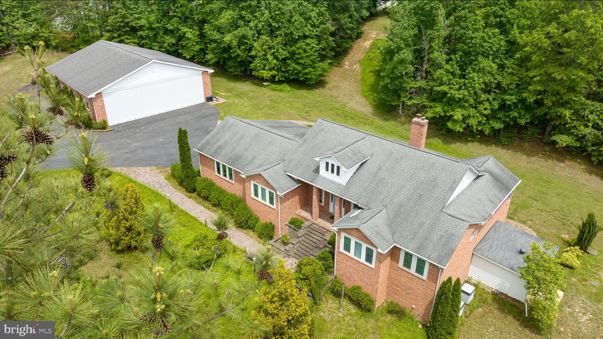 DOGWOOD AIR PARK - Residential Lease