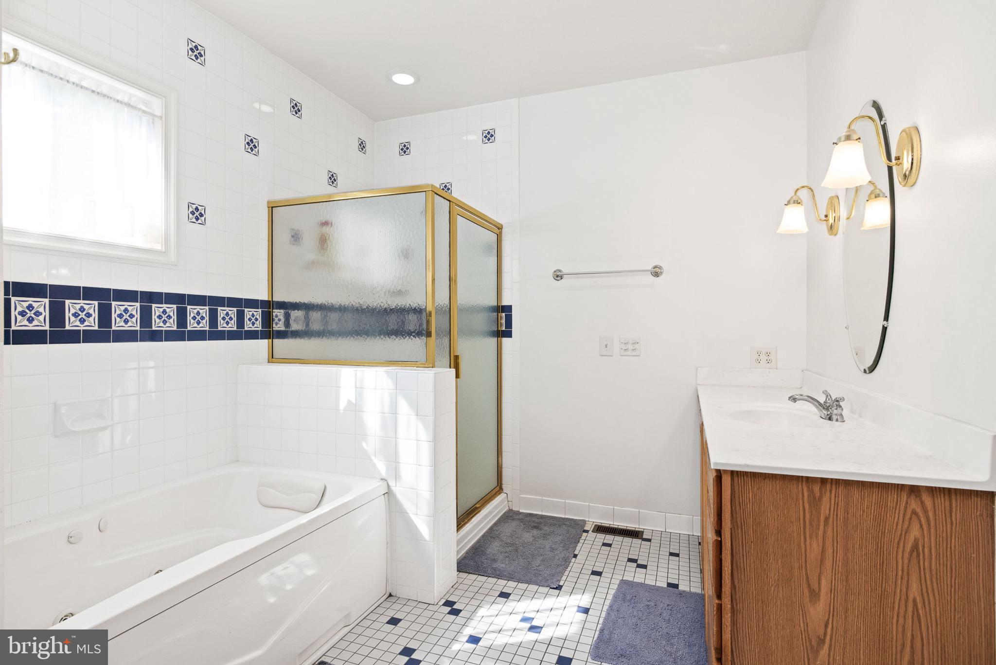 DOGWOOD AIR PARK - Residential Lease