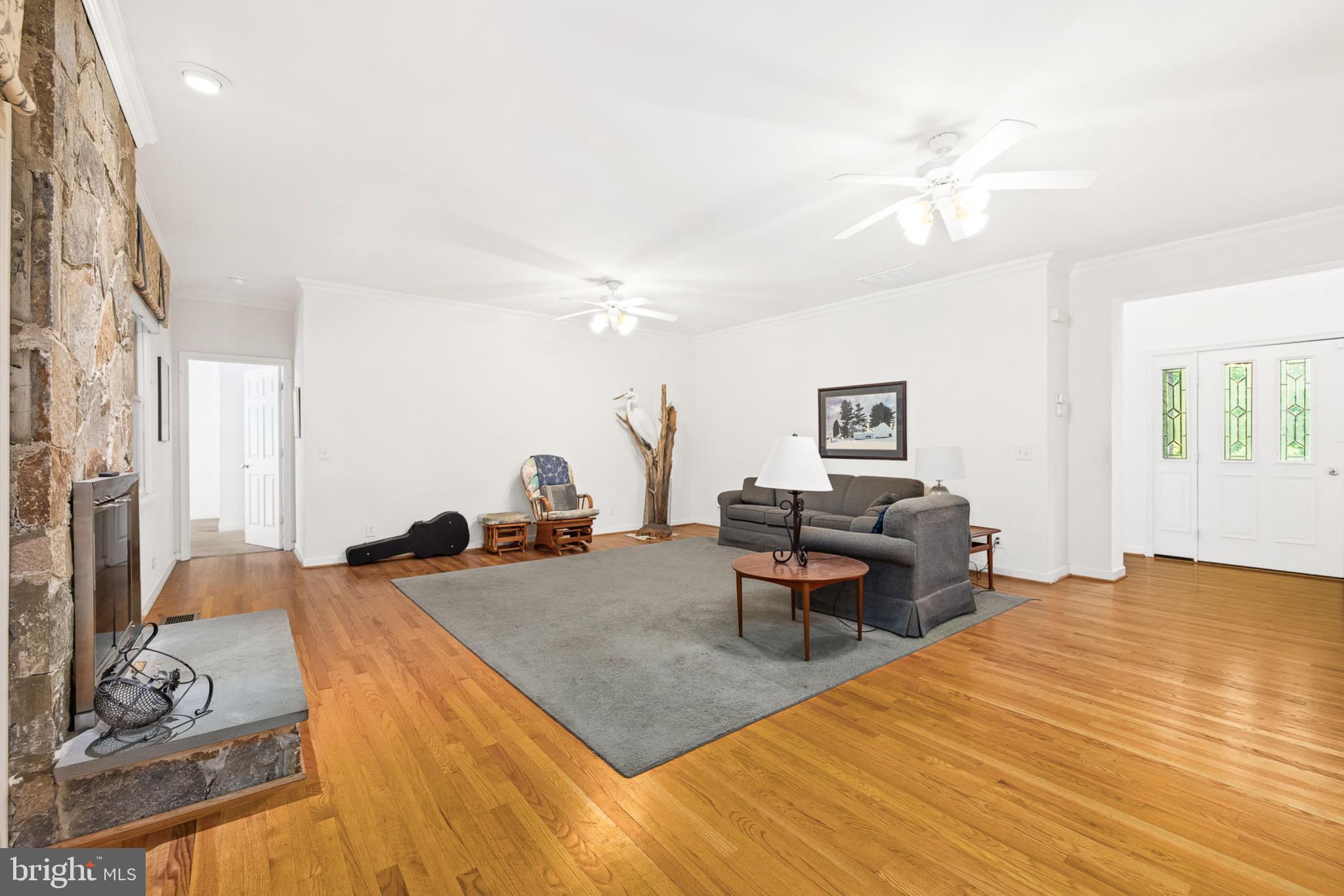 DOGWOOD AIR PARK - Residential Lease