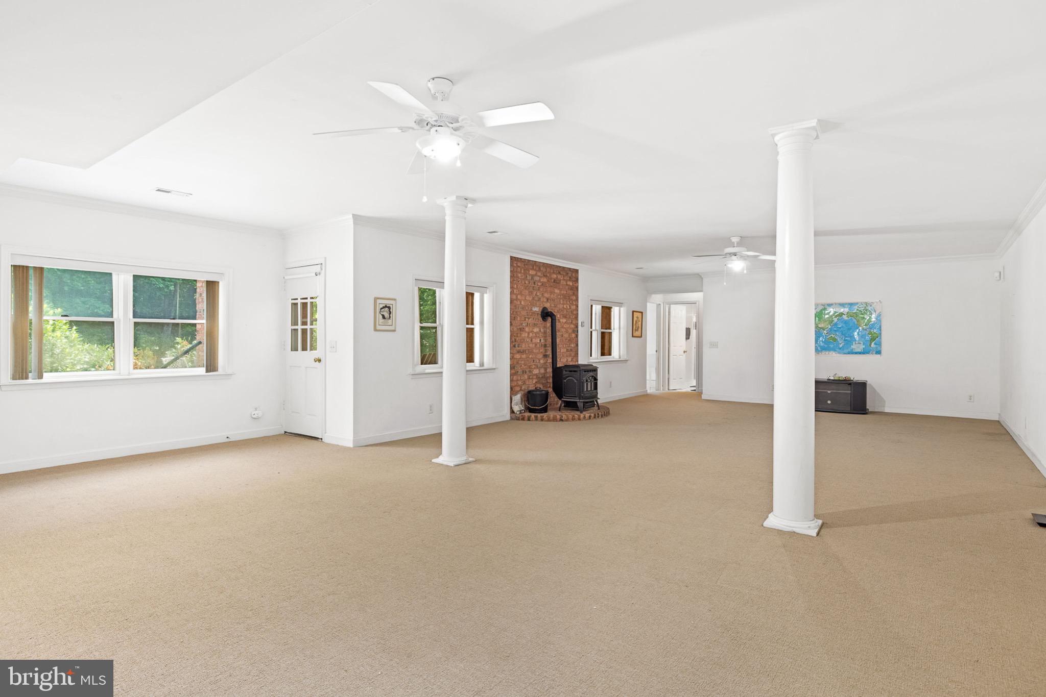 DOGWOOD AIR PARK - Residential Lease