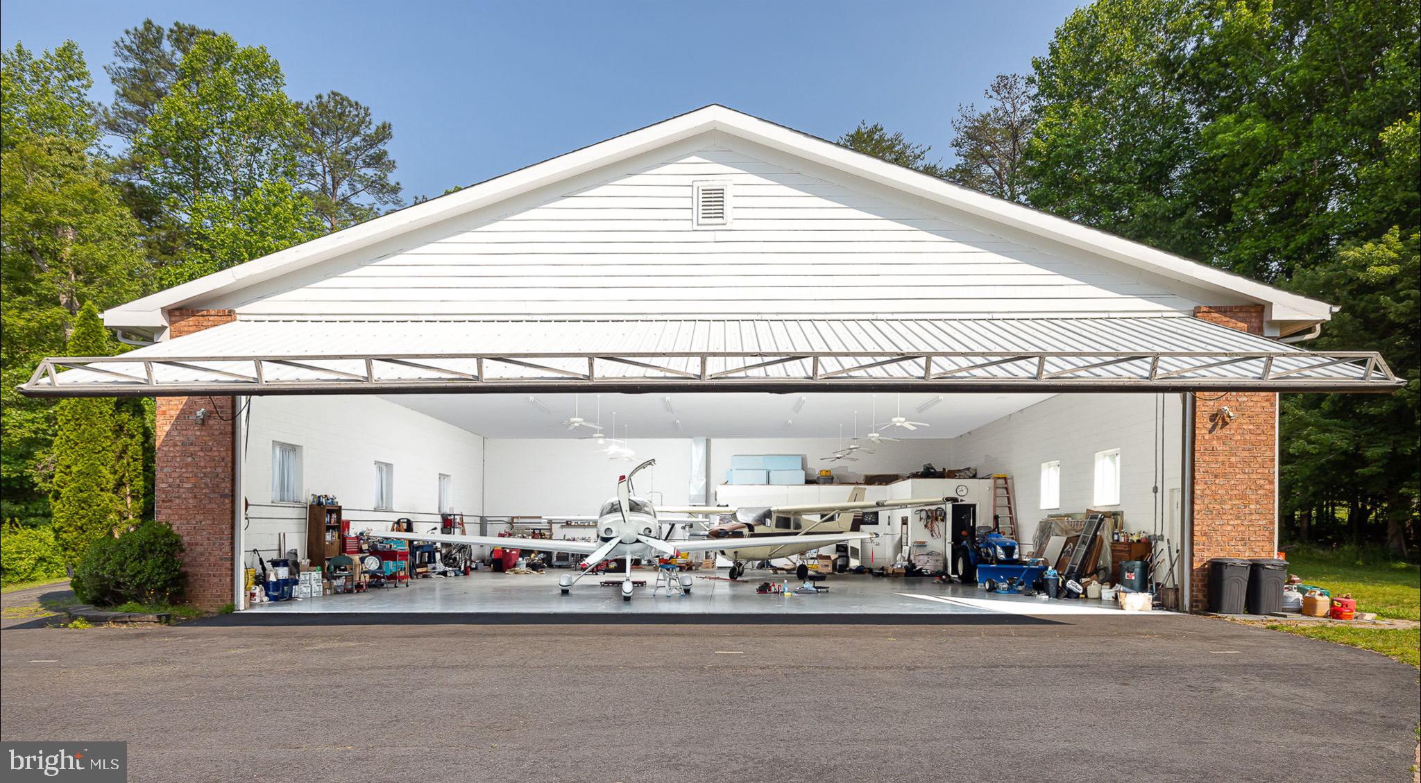 DOGWOOD AIR PARK - Residential Lease