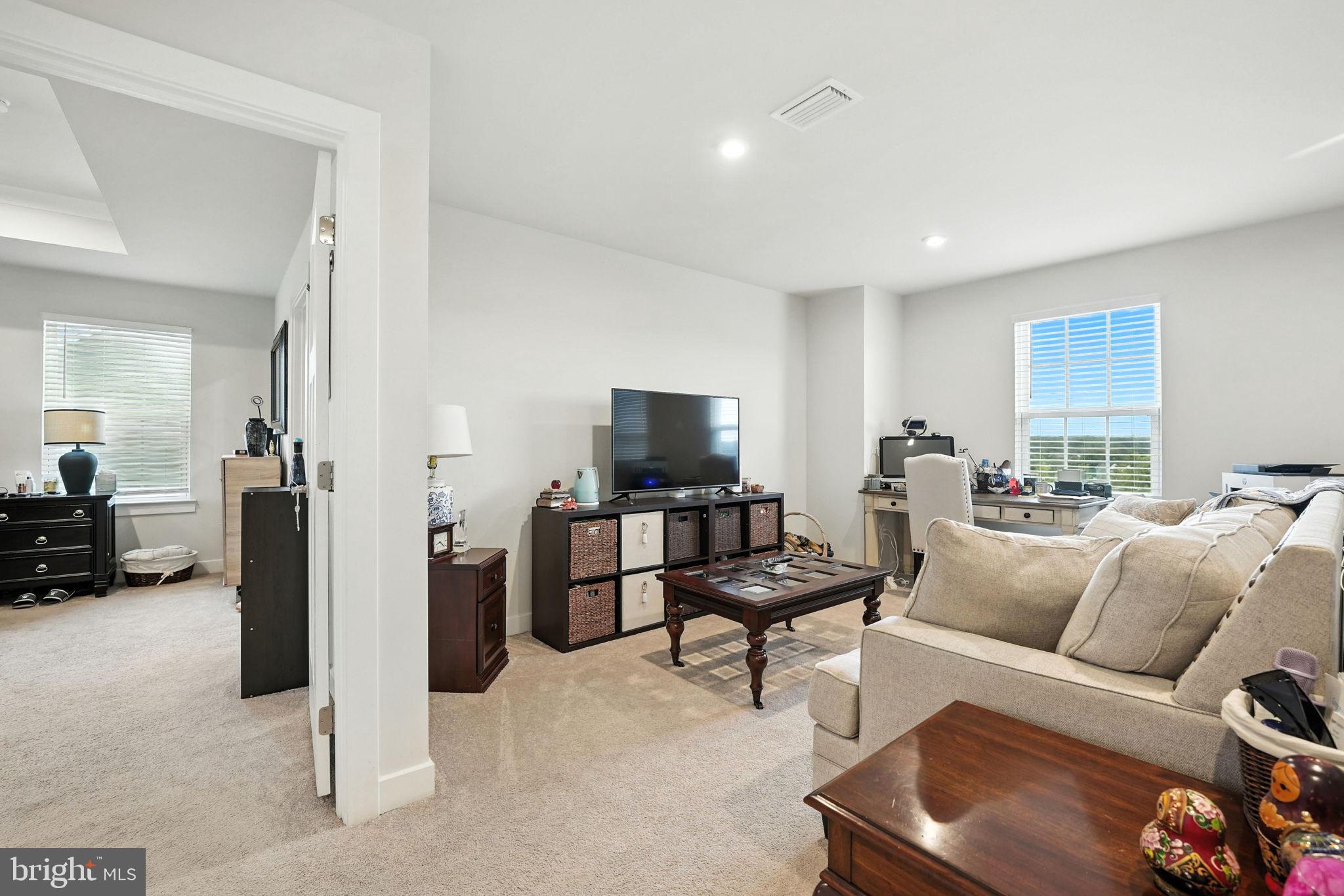 WARRENTON CHASE - Residential