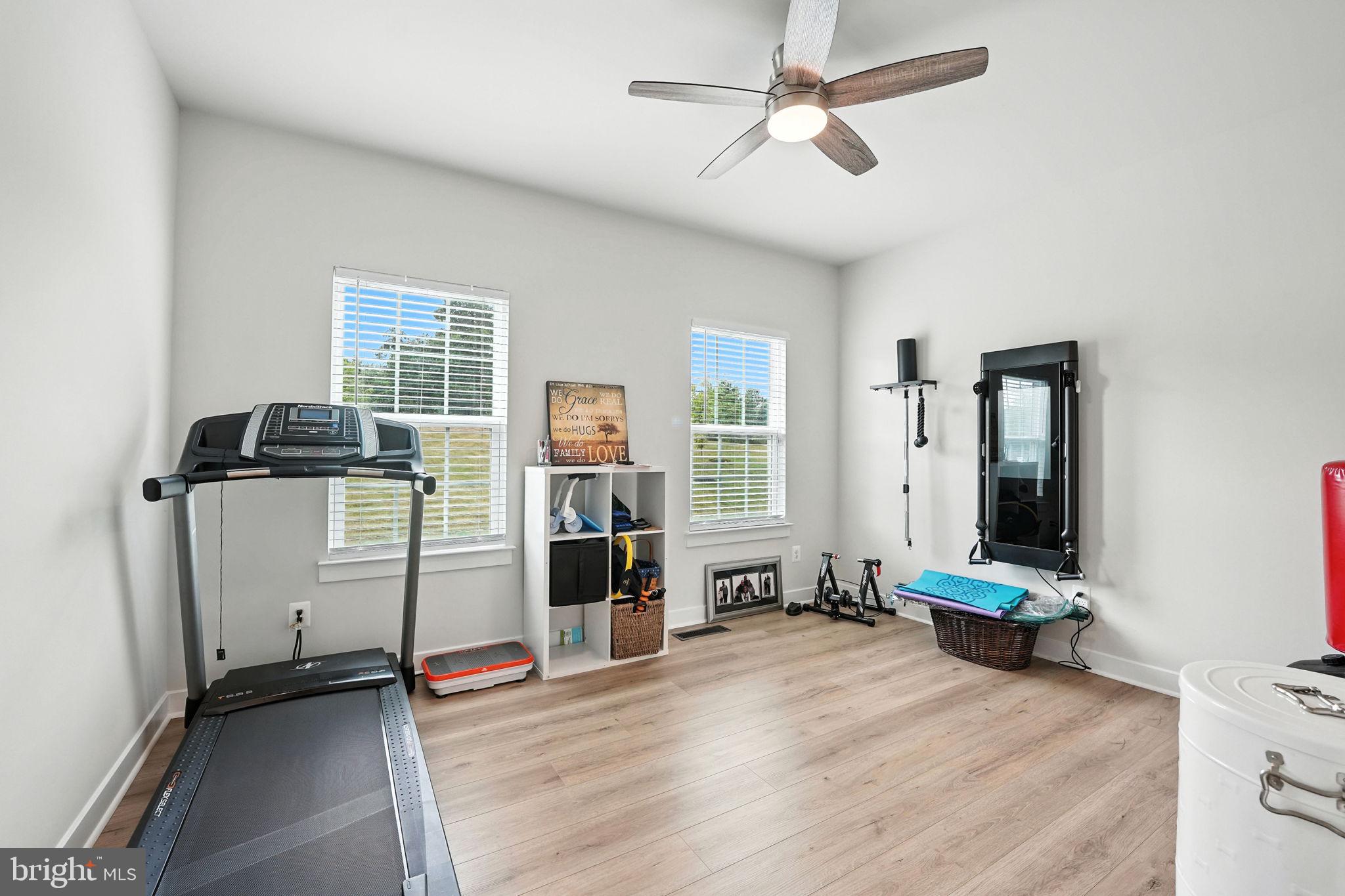 WARRENTON CHASE - Residential