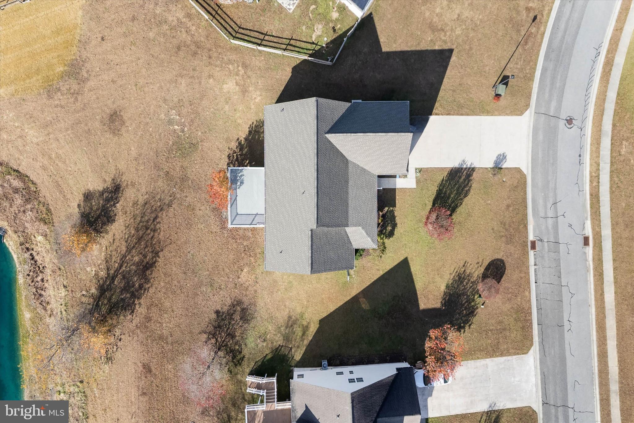 KNOTTS LANDING - Residential