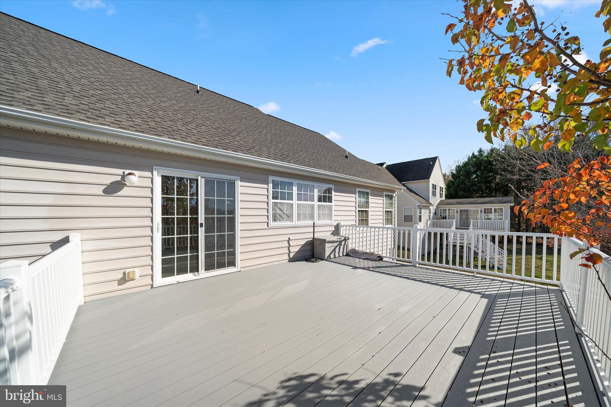 KNOTTS LANDING - Residential