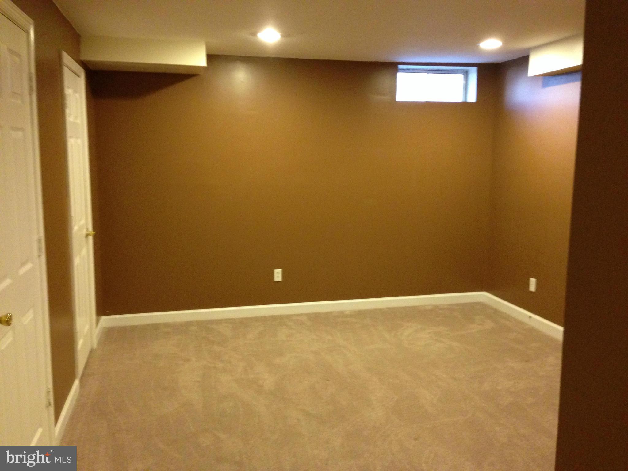 MEADOWLAND SUB - Residential