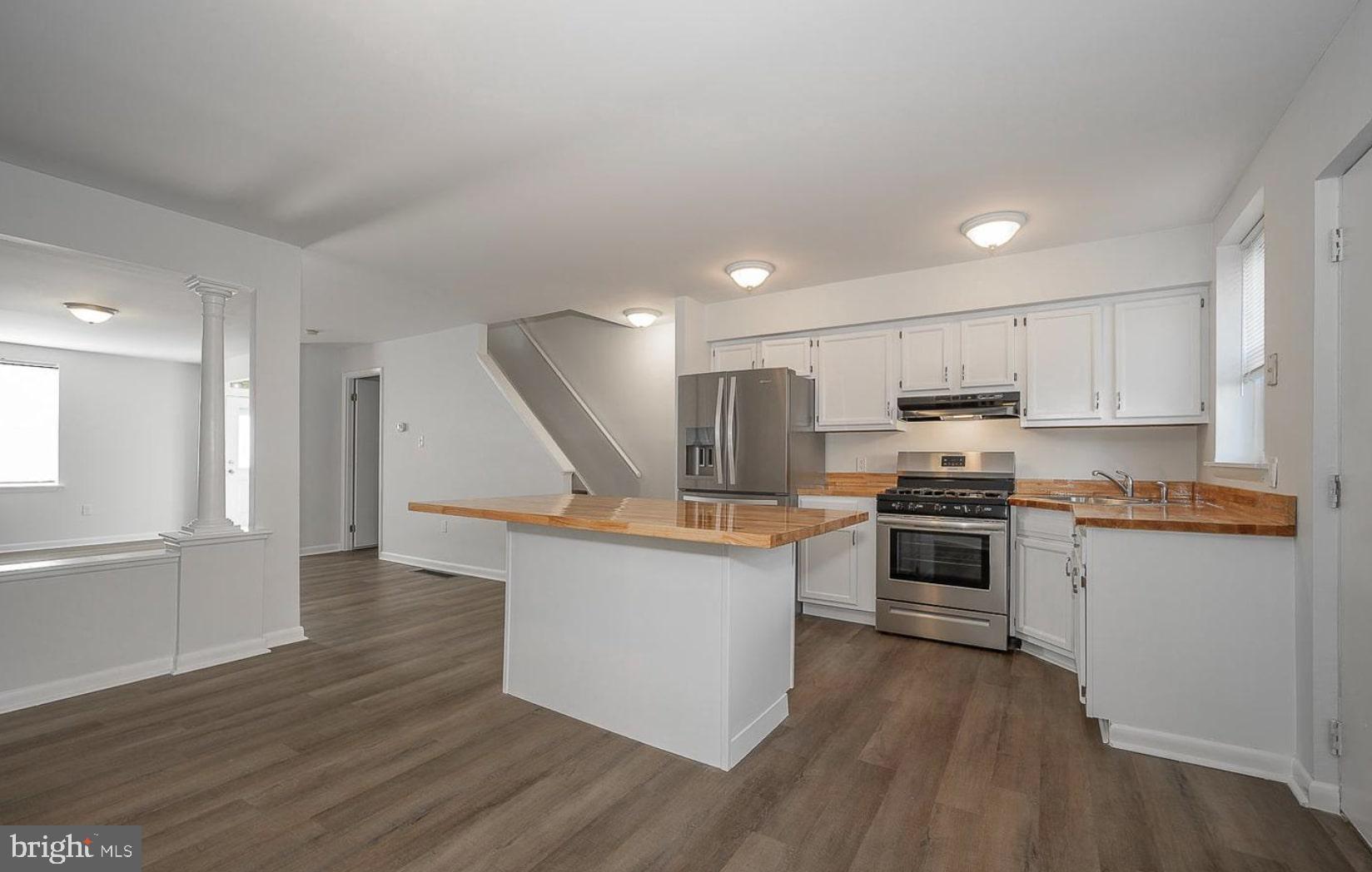 ART MUSEUM AREA - Residential Lease