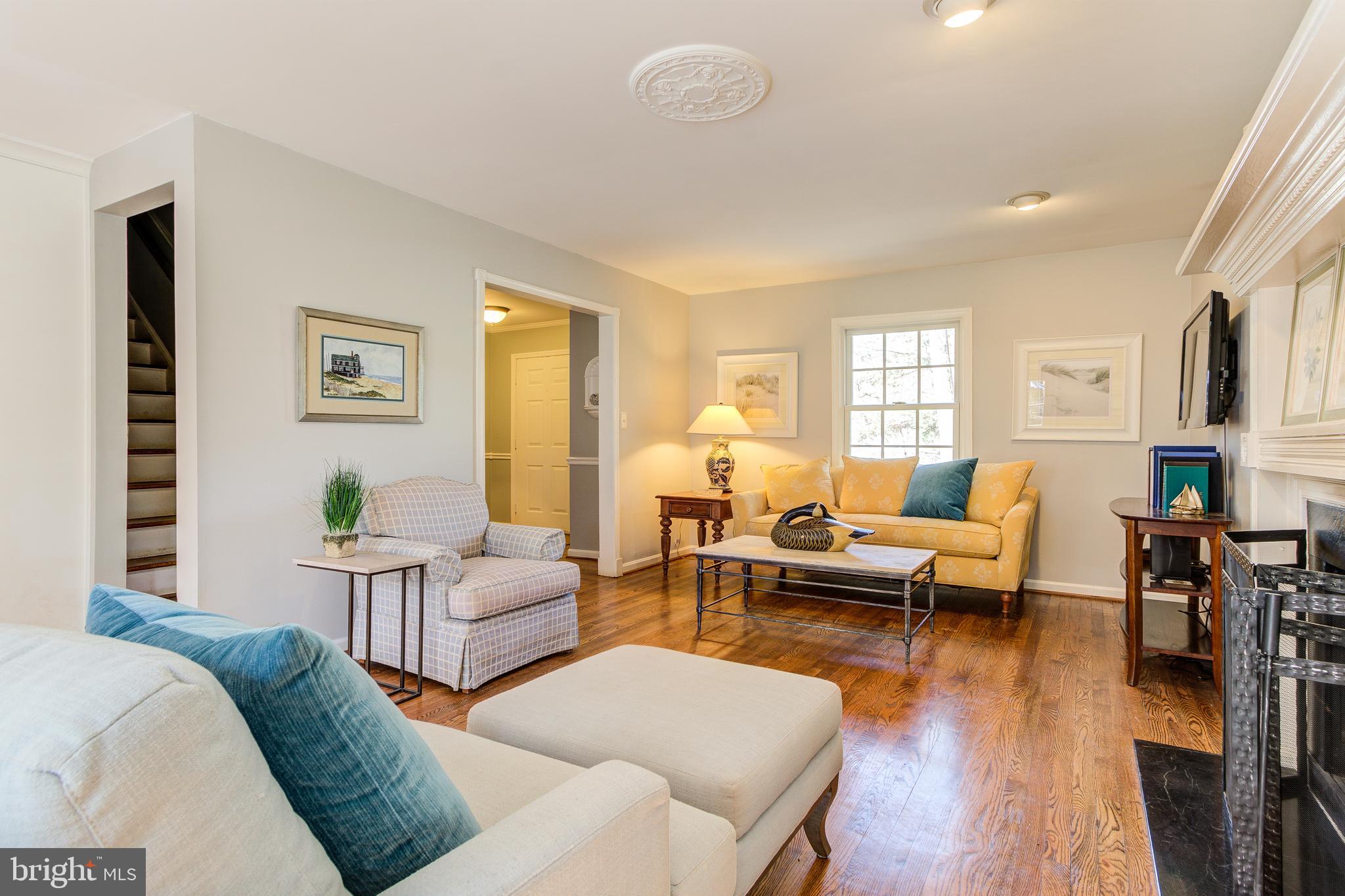 RESTON - Residential