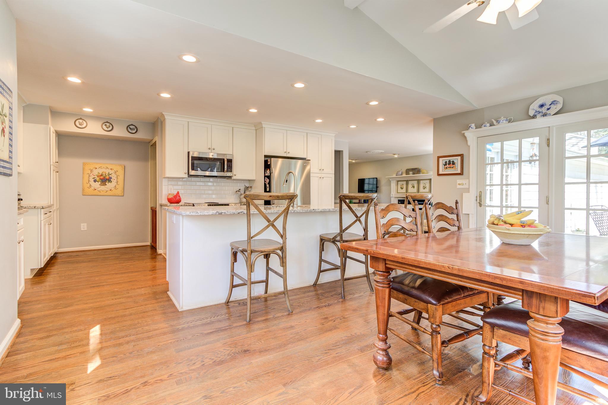 RESTON - Residential