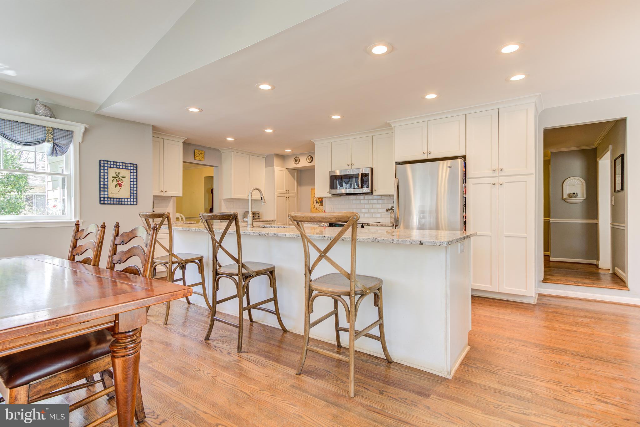 RESTON - Residential