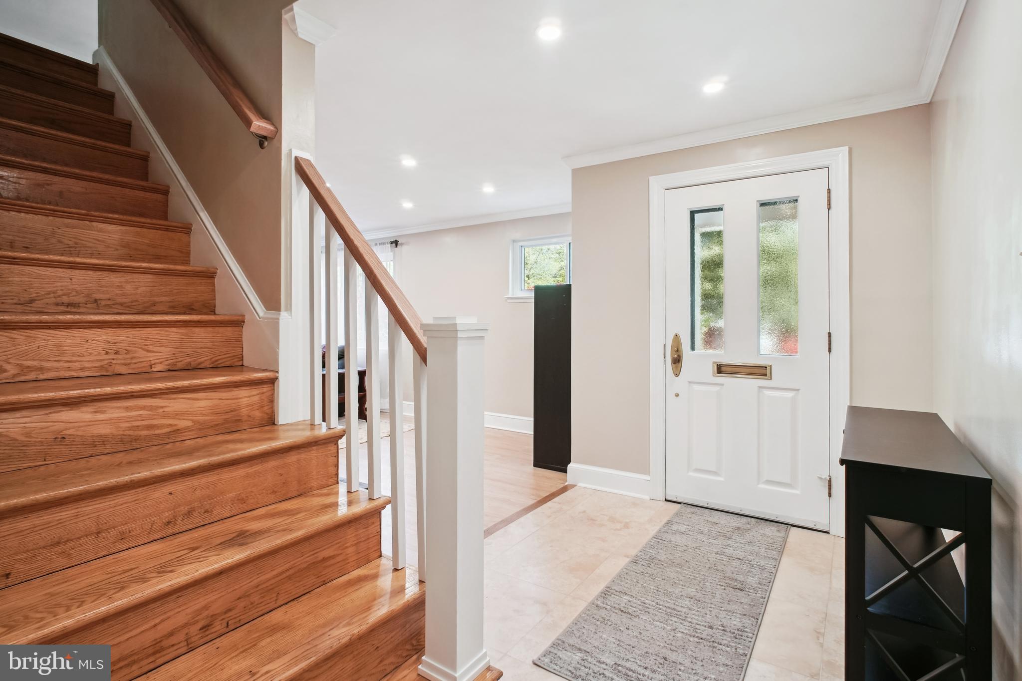 BROYHILL CREST - Residential