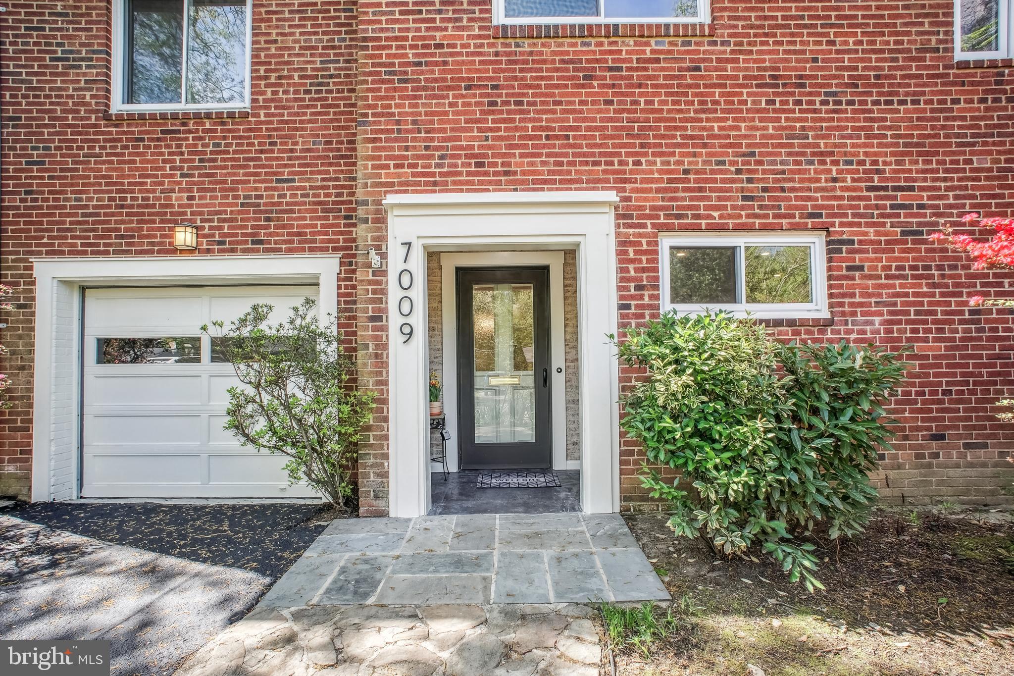 BROYHILL CREST - Residential