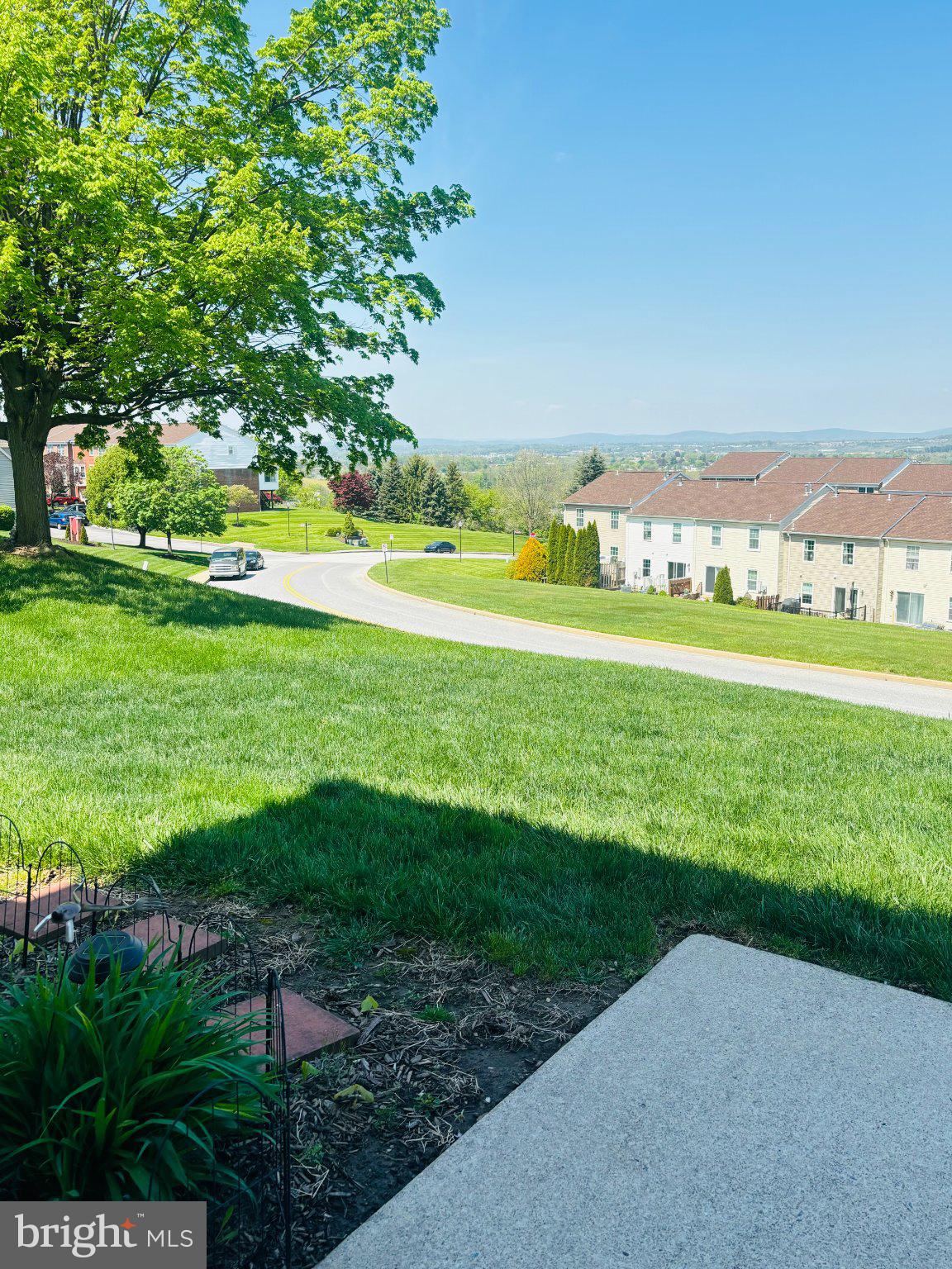 179 CROWN POINTE DRIVE