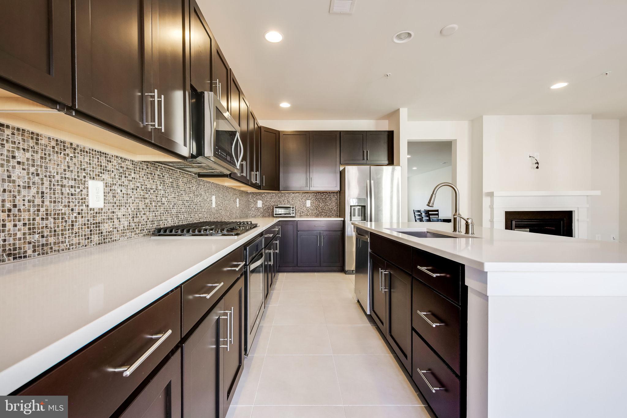 1224 MAIN LINE BOULEVARD 102