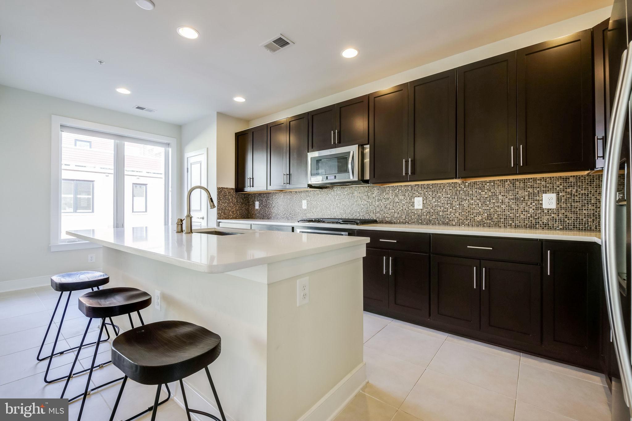 1224 MAIN LINE BOULEVARD 102