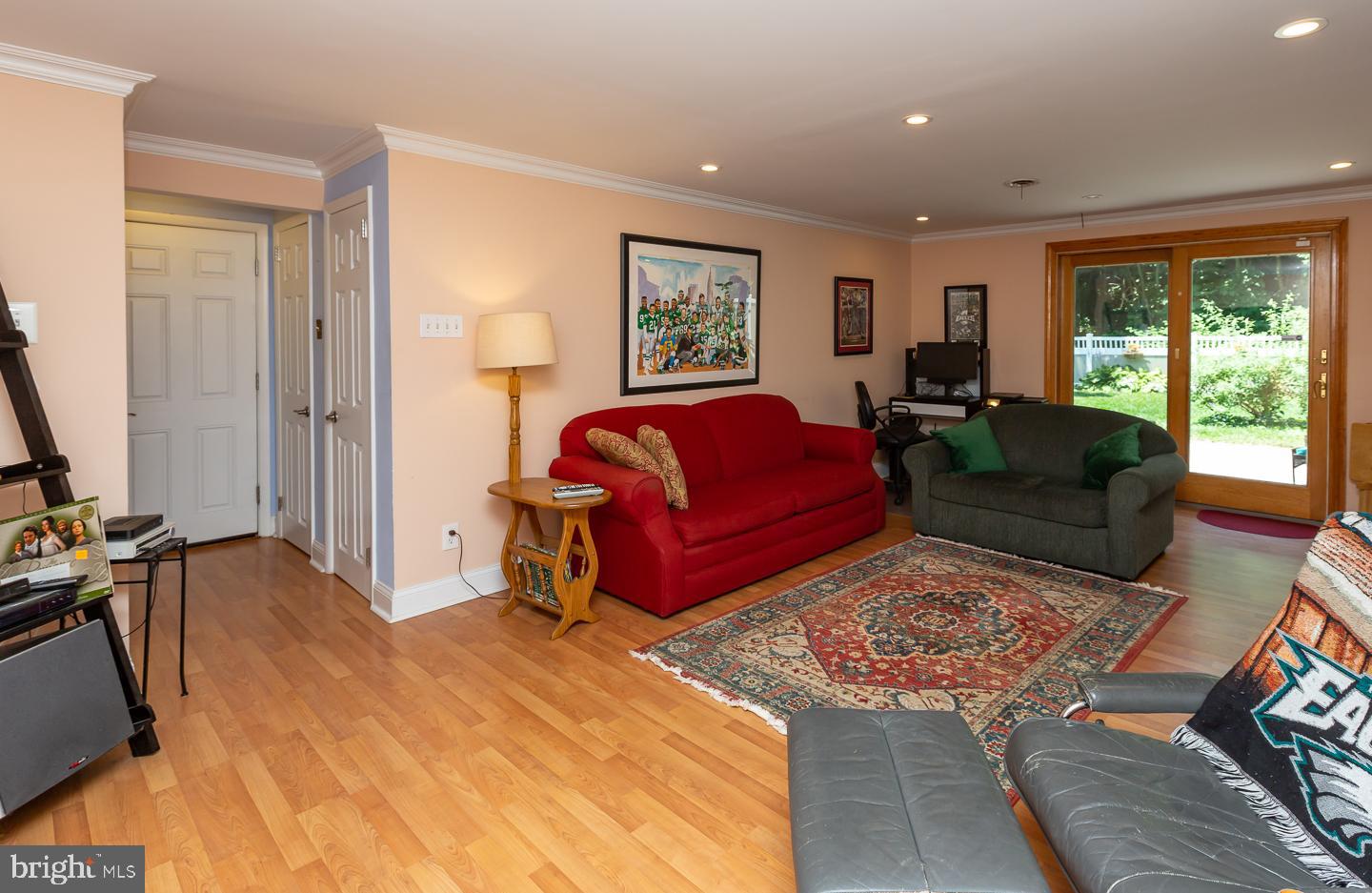 WYNNEWOOD PARK - Residential