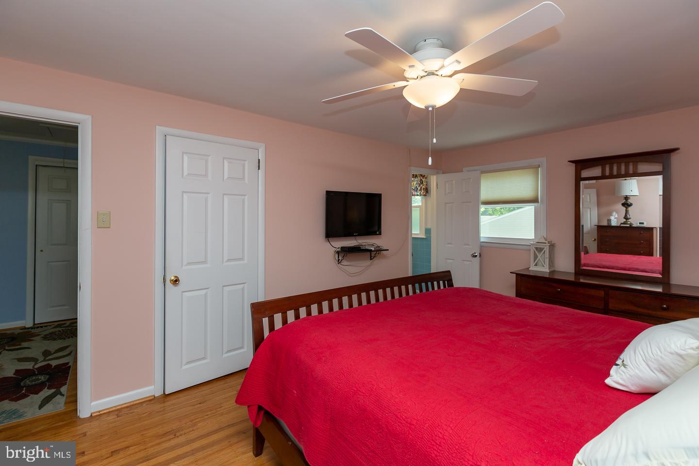 WYNNEWOOD PARK - Residential