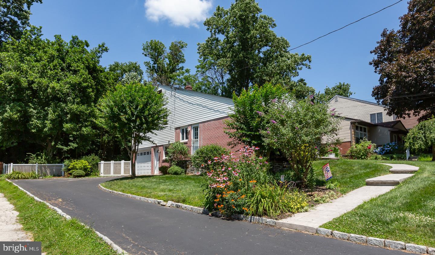 WYNNEWOOD PARK - Residential