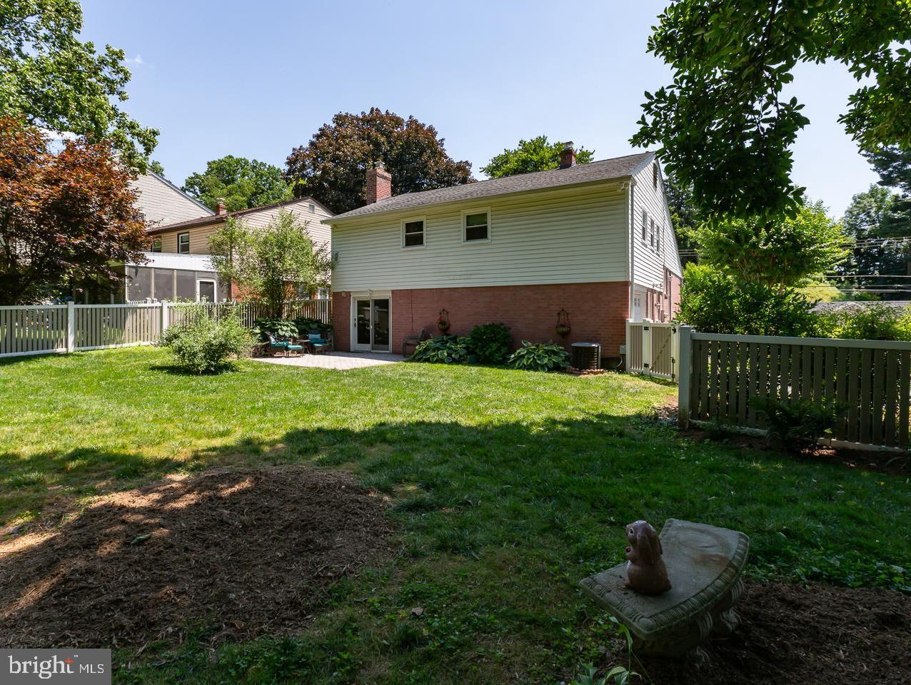 WYNNEWOOD PARK - Residential