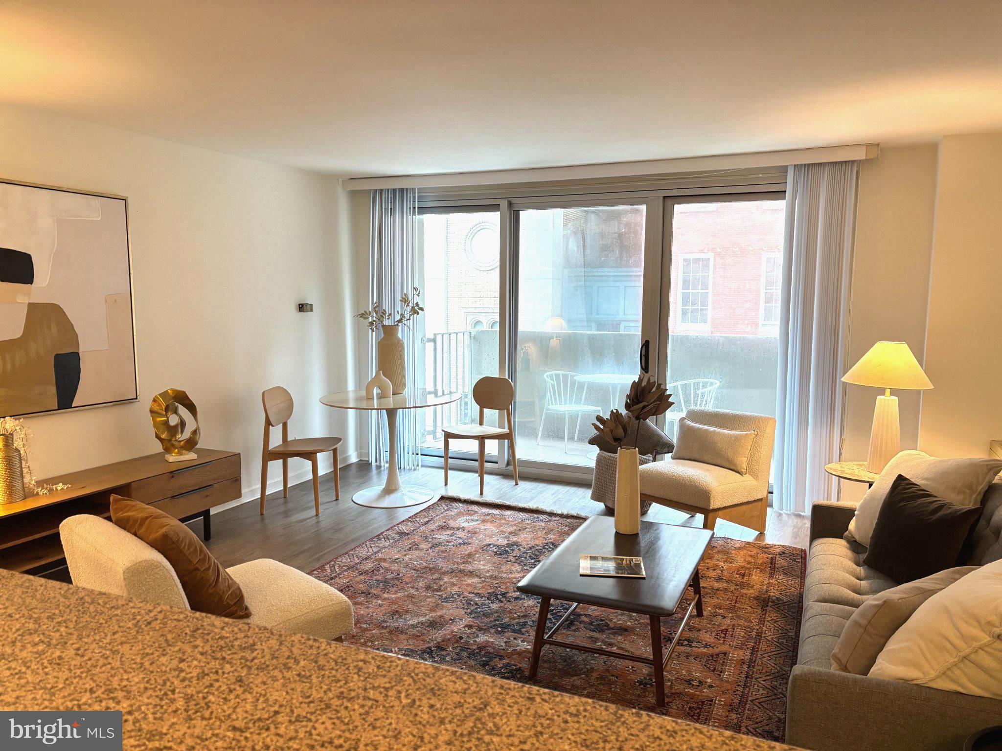 224 W RITTENHOUSE SQUARE 30 213