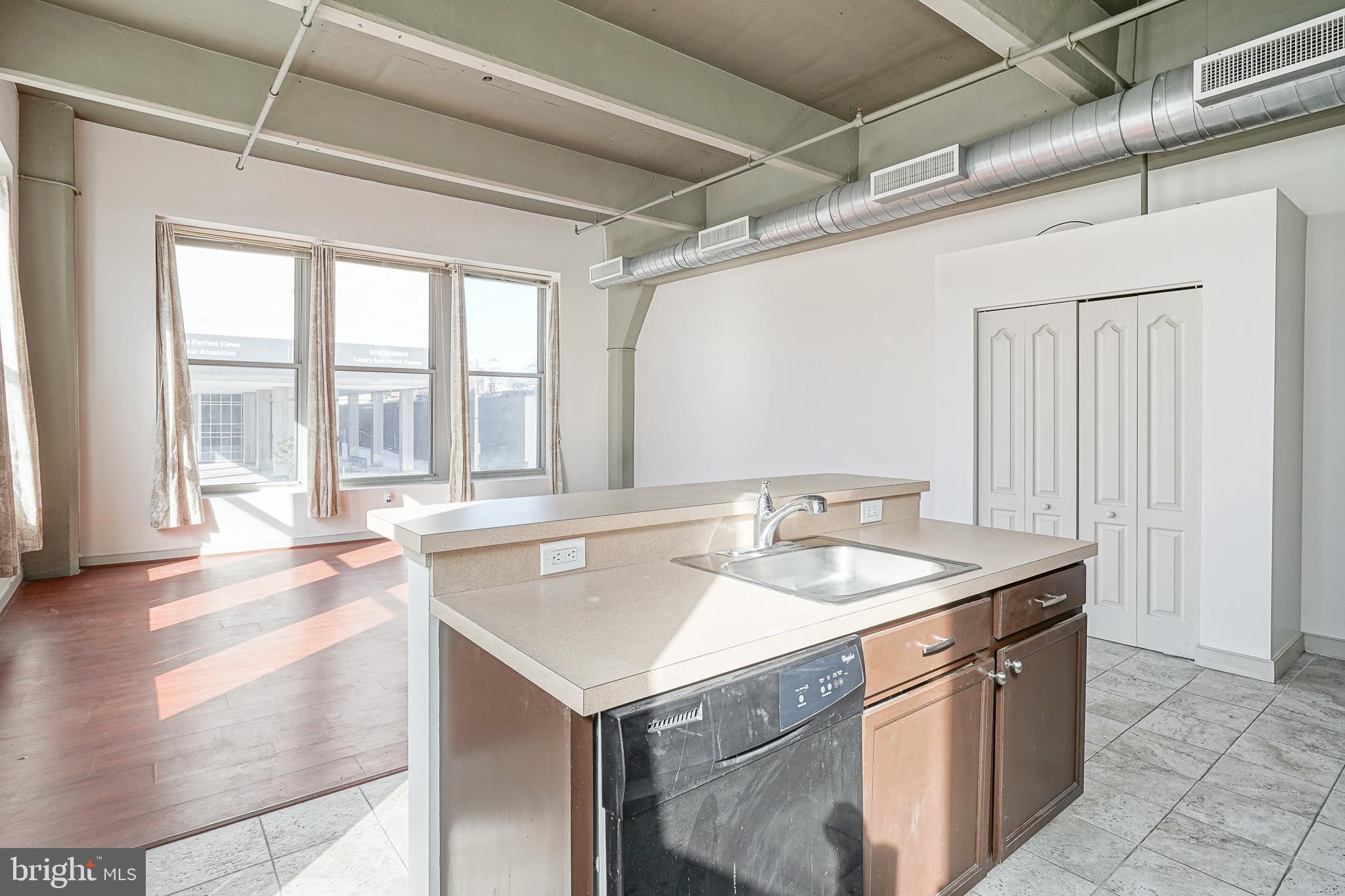 CENTER CITY - Residential