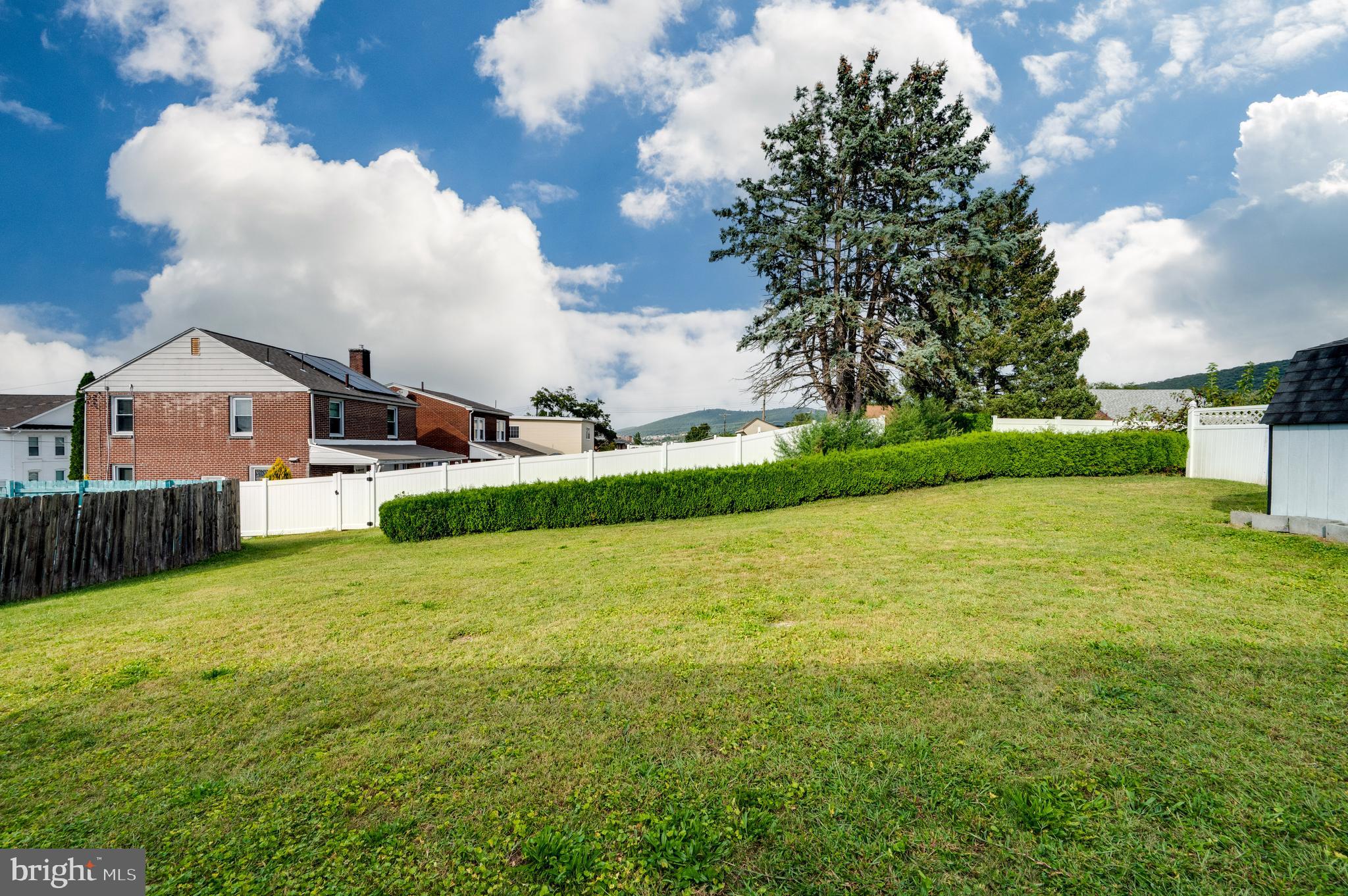 MILLMONT - Residential