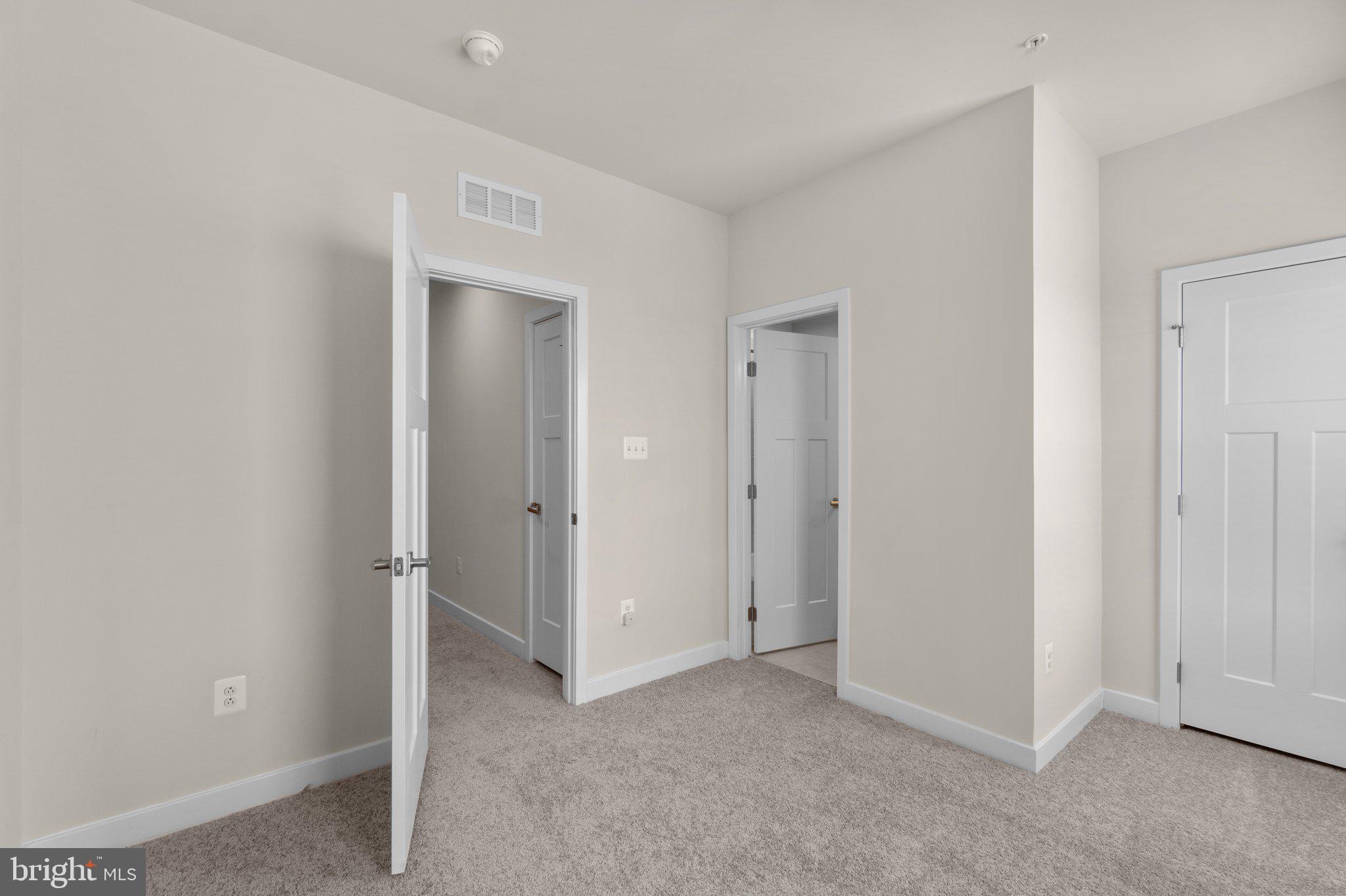 BALLENGER RUN - Residential