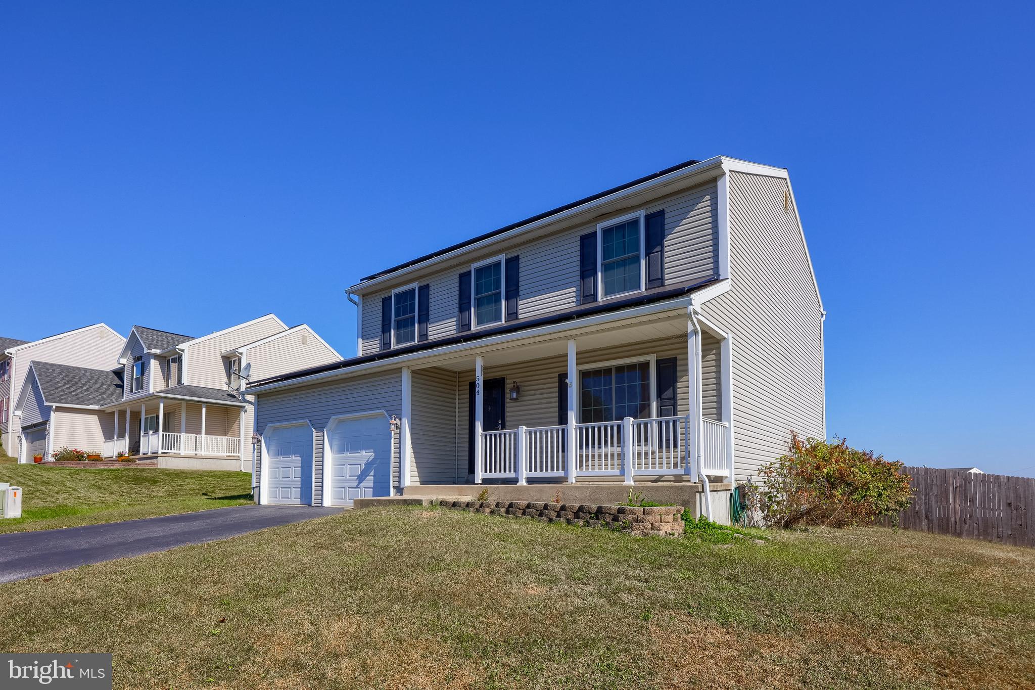 504 LONGVIEW DRIVE