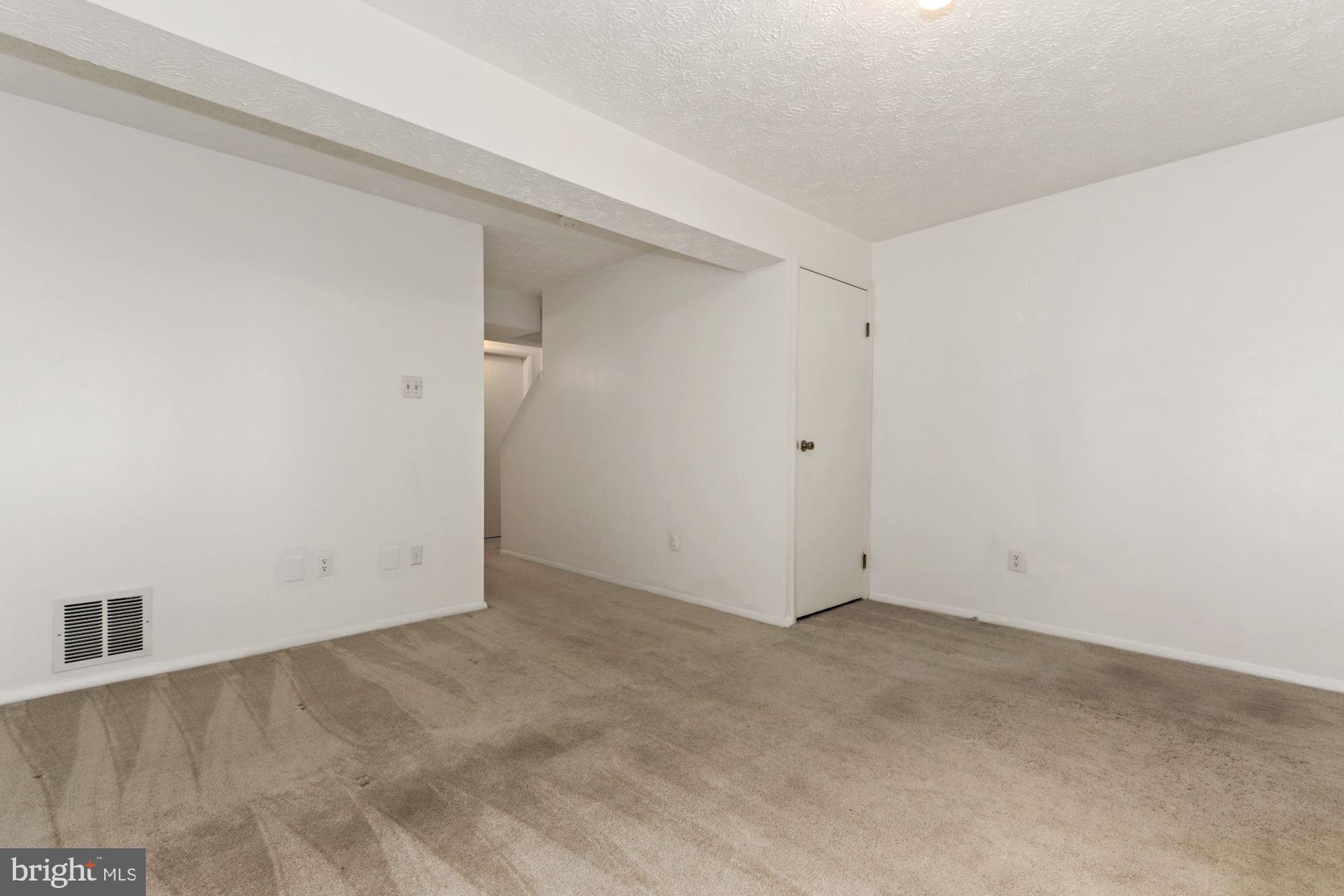 LITTLE ROCKY RUN - Residential