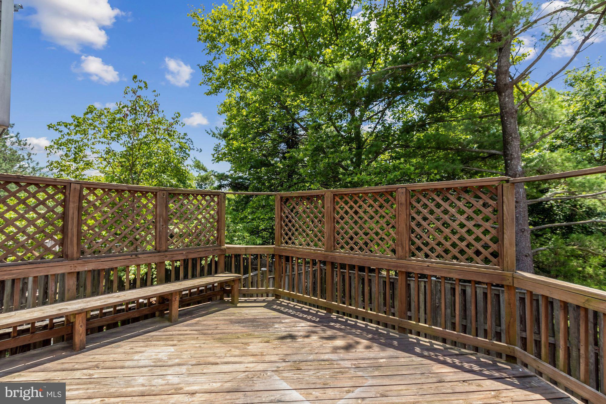 LITTLE ROCKY RUN - Residential