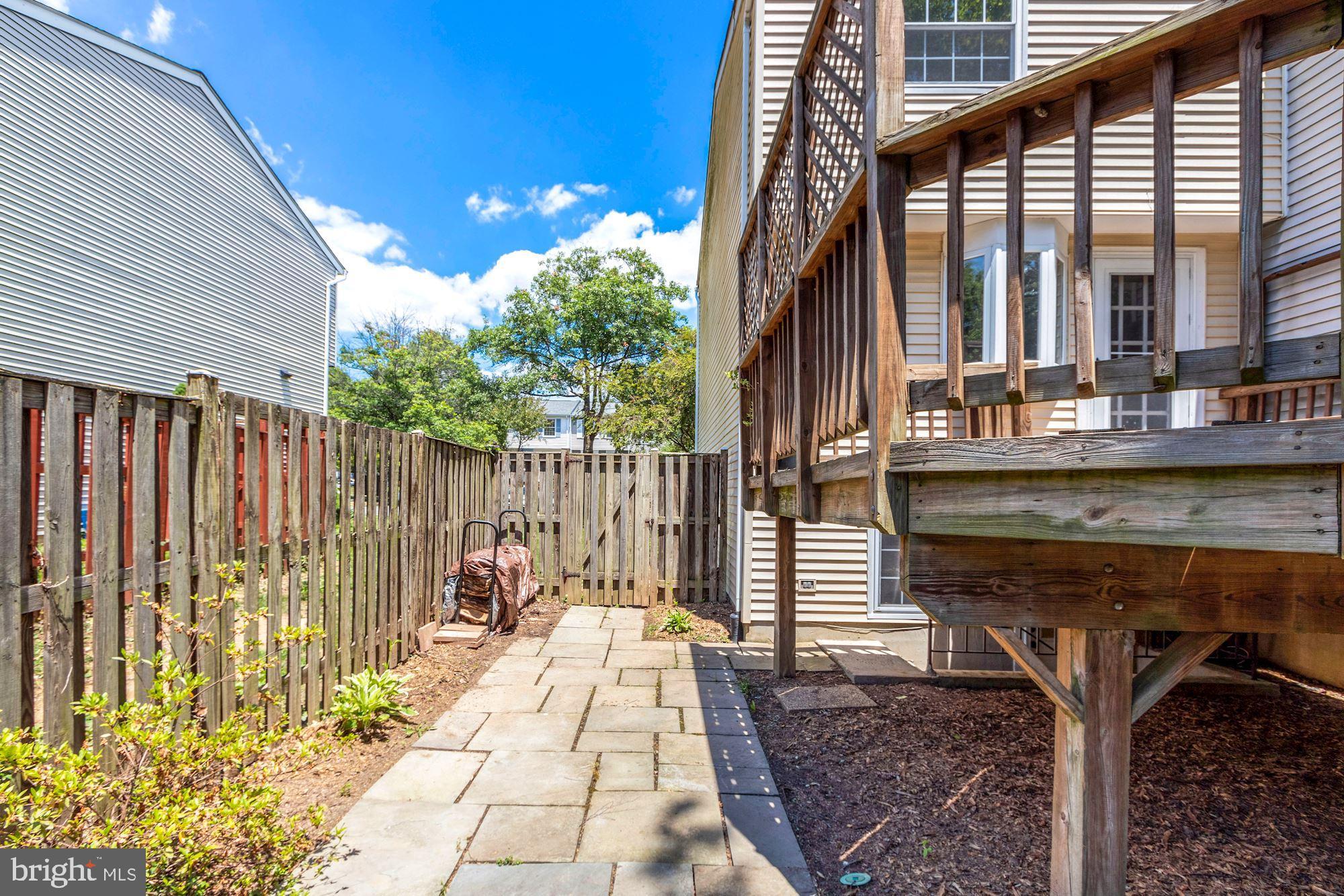 LITTLE ROCKY RUN - Residential