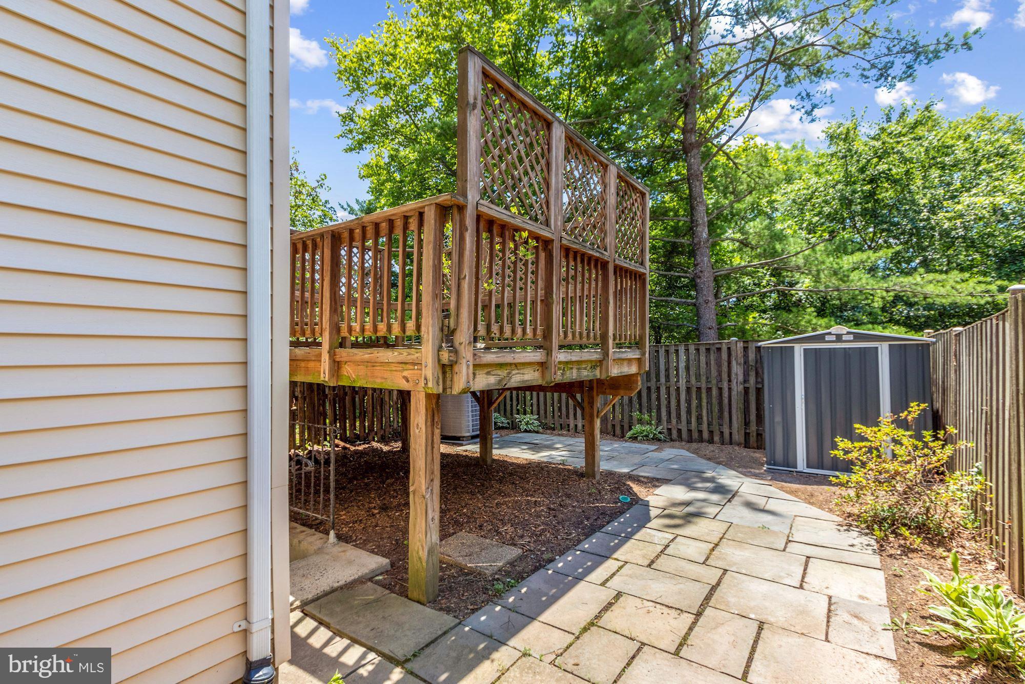 LITTLE ROCKY RUN - Residential