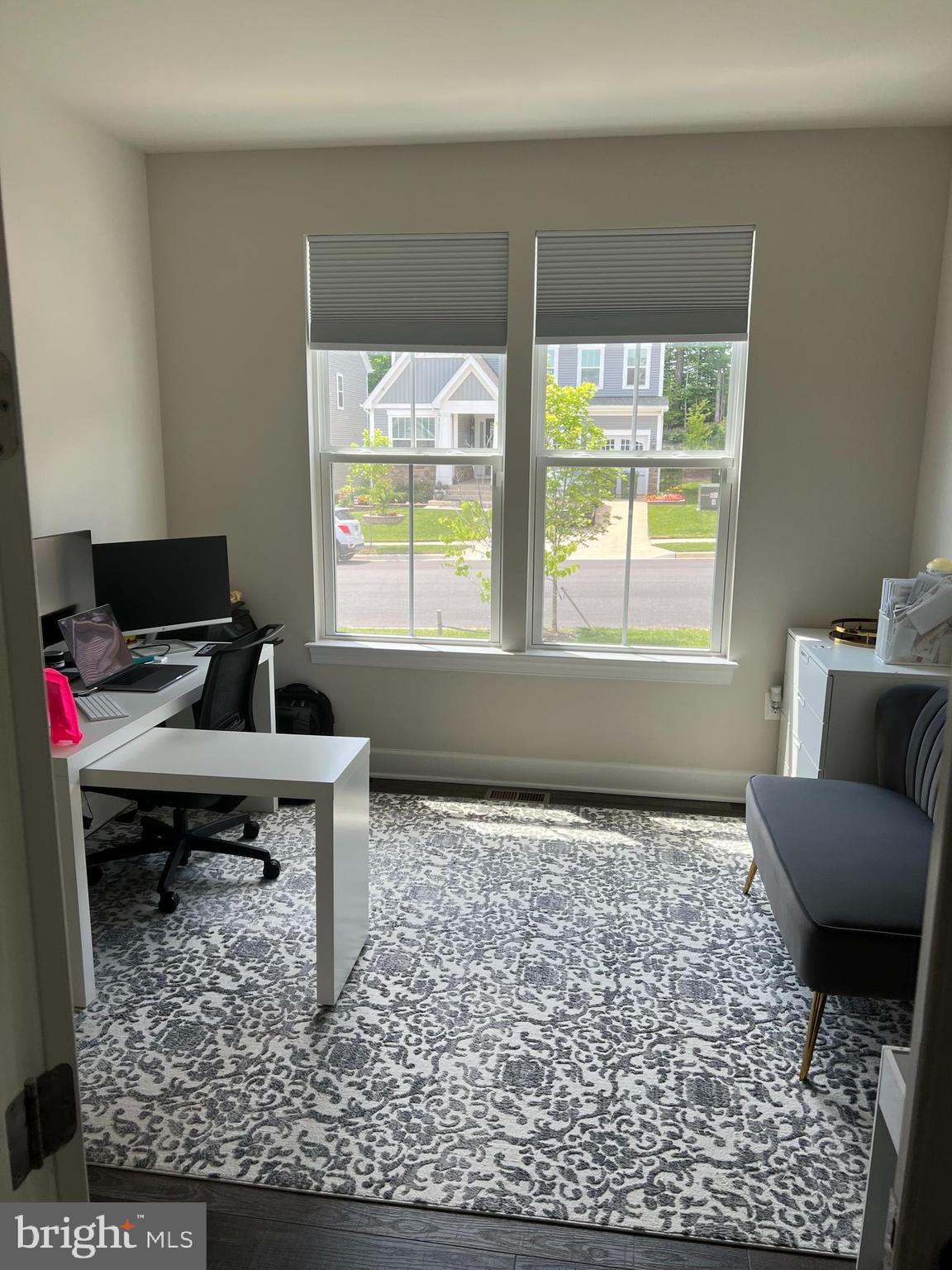 EMBREY MILL - Residential Lease