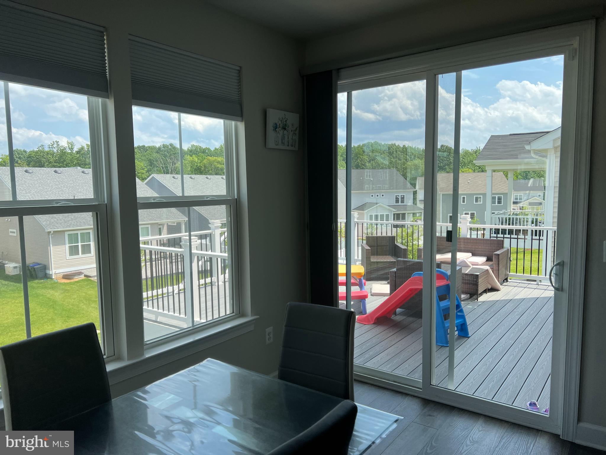 EMBREY MILL - Residential Lease