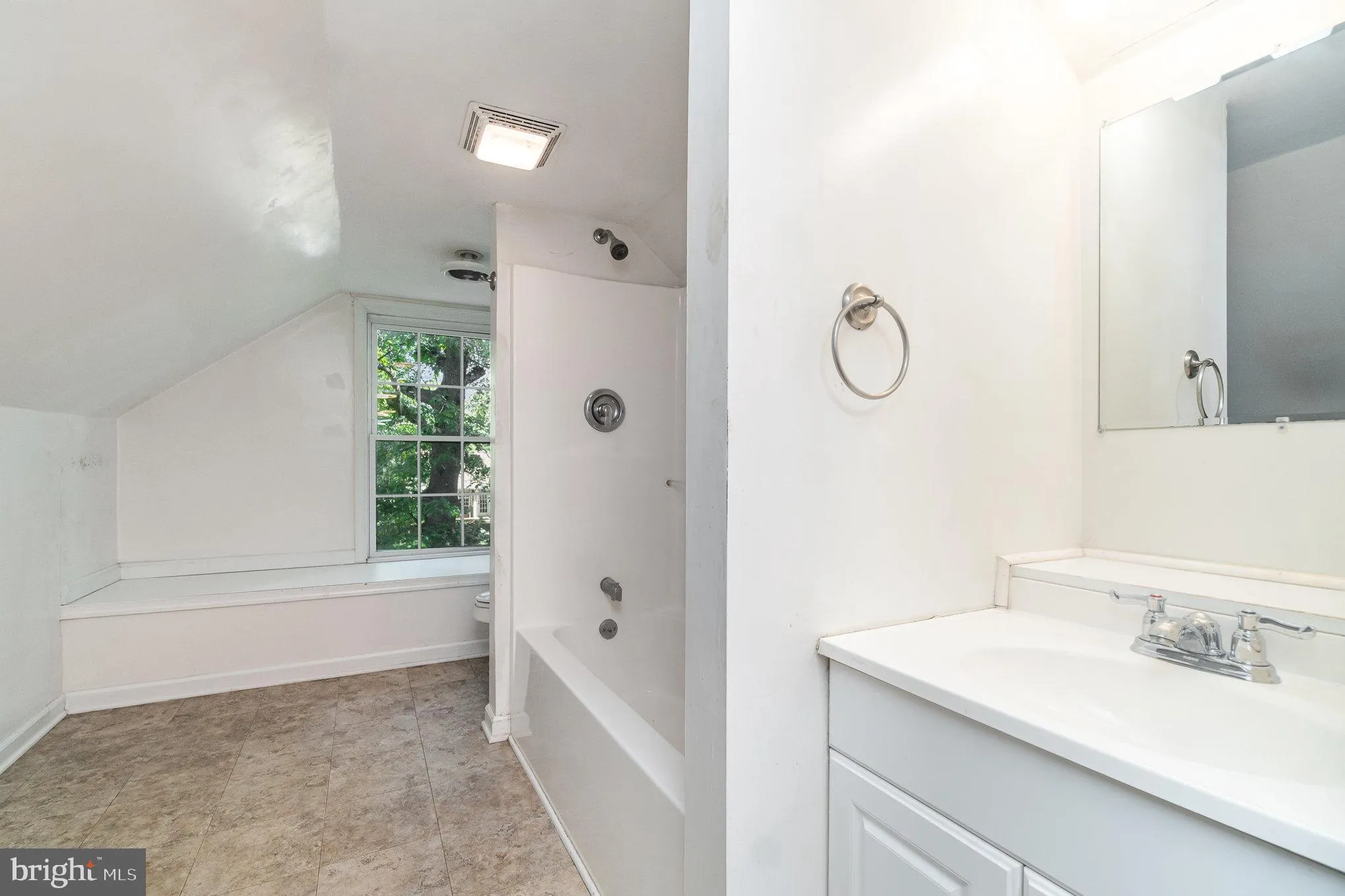 Fredericksburg, Virginia 22405, United States, 3 Bedrooms Bedrooms, ,2 BathroomsBathrooms,Residential,Active,128370