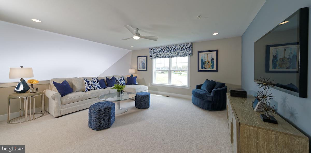 TWO RIVERS - Residential