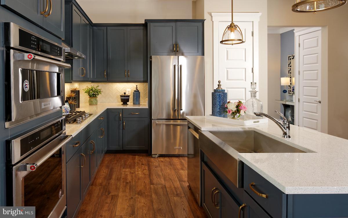 TWO RIVERS - Residential