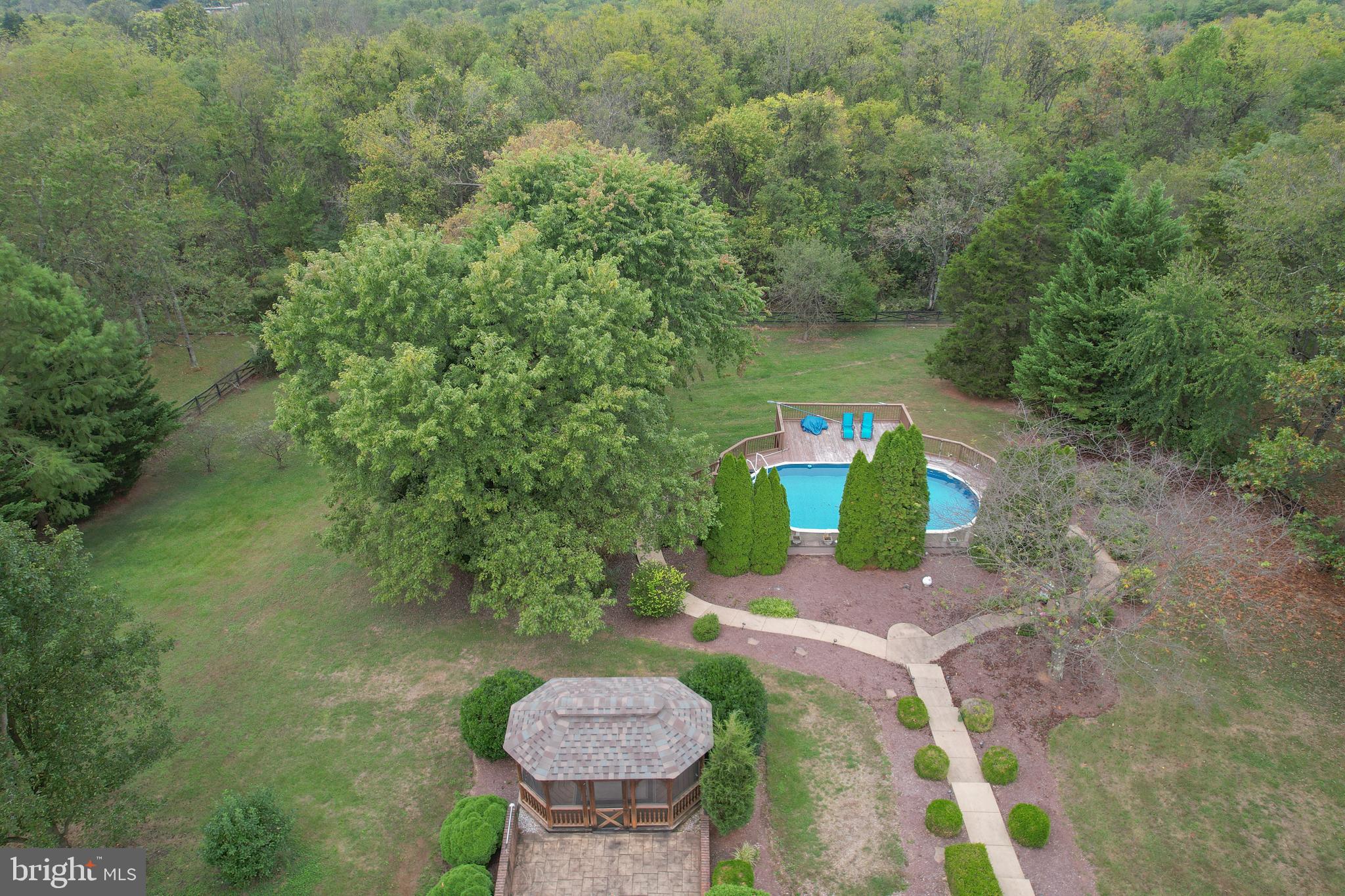 MARLOWE WOODS - Residential