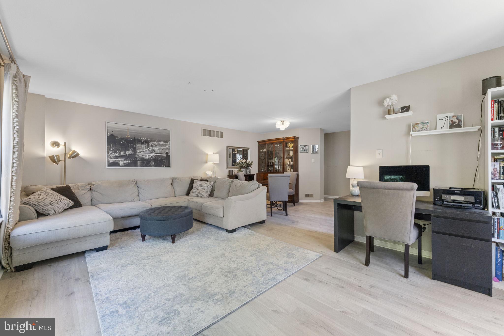 PINE TREE RIDGE - Residential