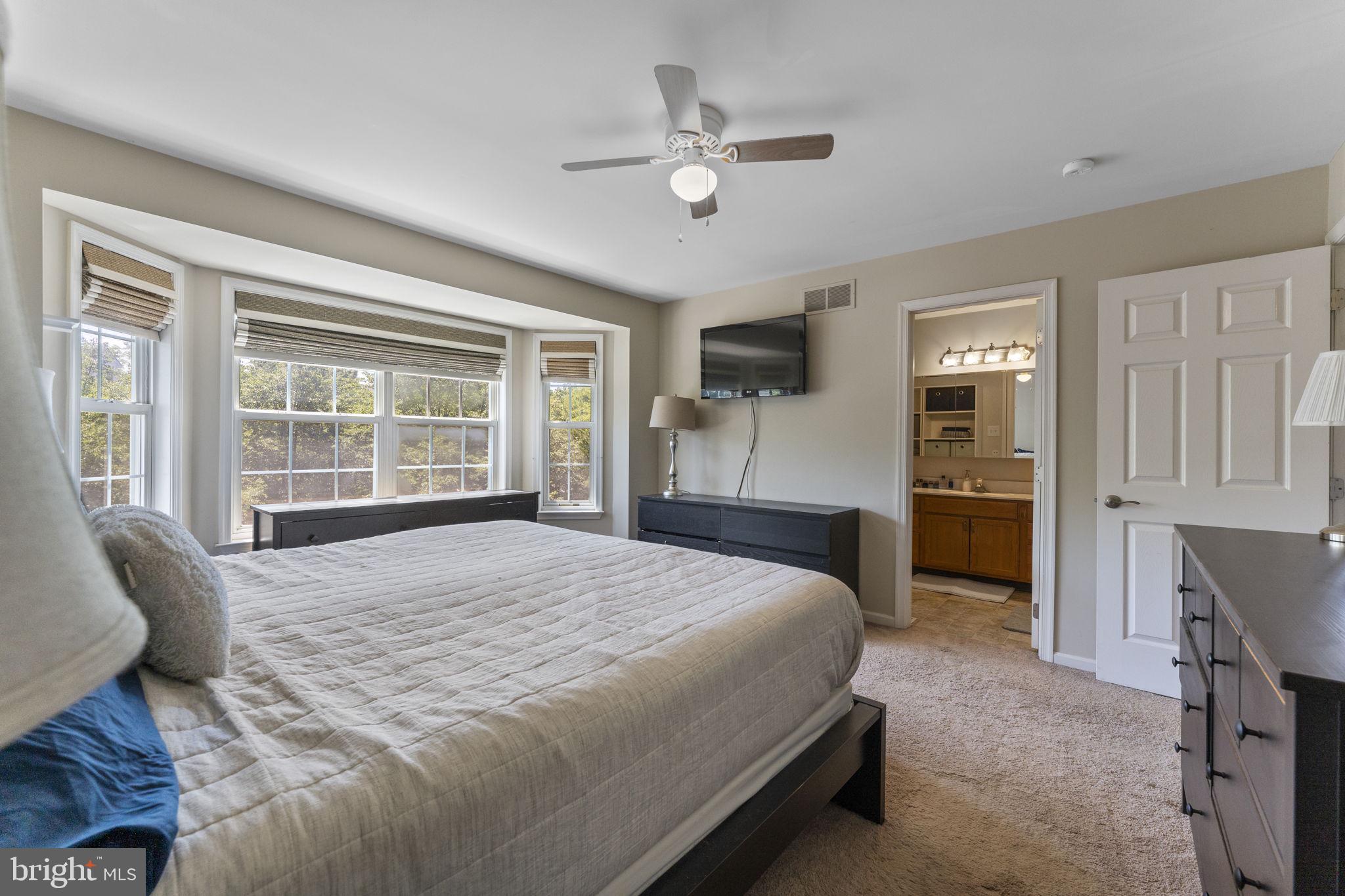 PINE TREE RIDGE - Residential