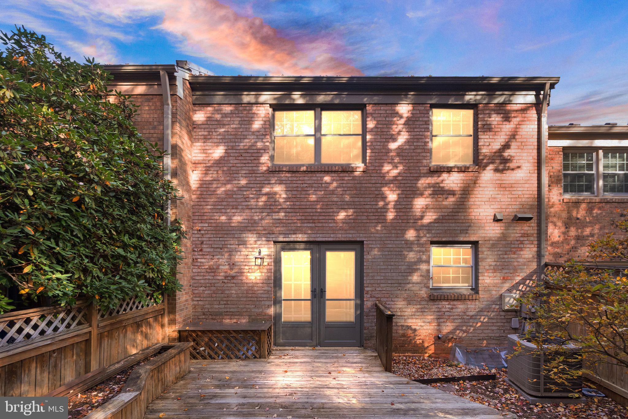 STONEHURST - Residential