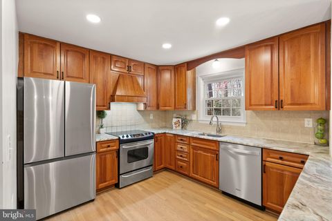 3146 CANTRELL LANE FAIRFAX VA 22031