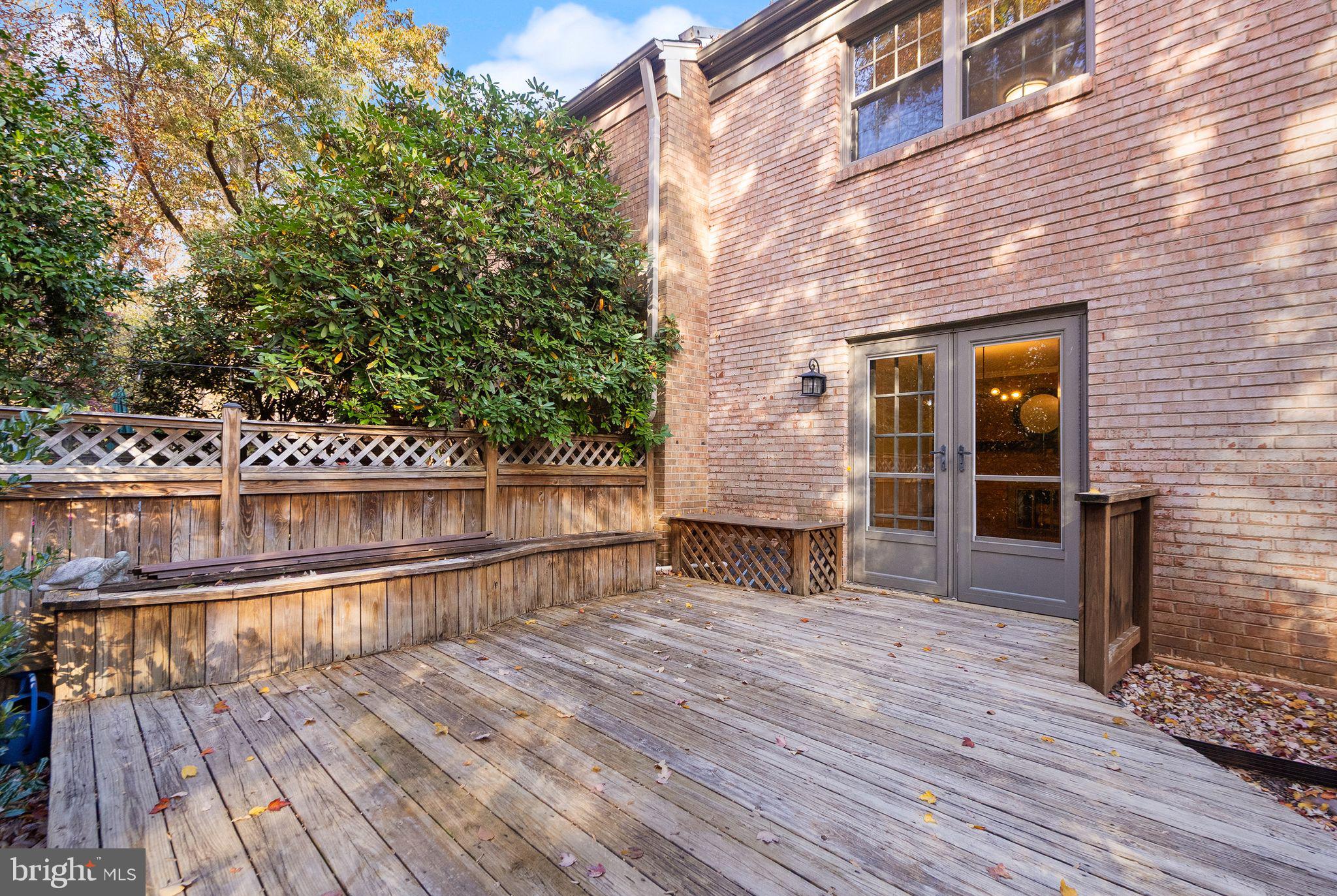 STONEHURST - Residential