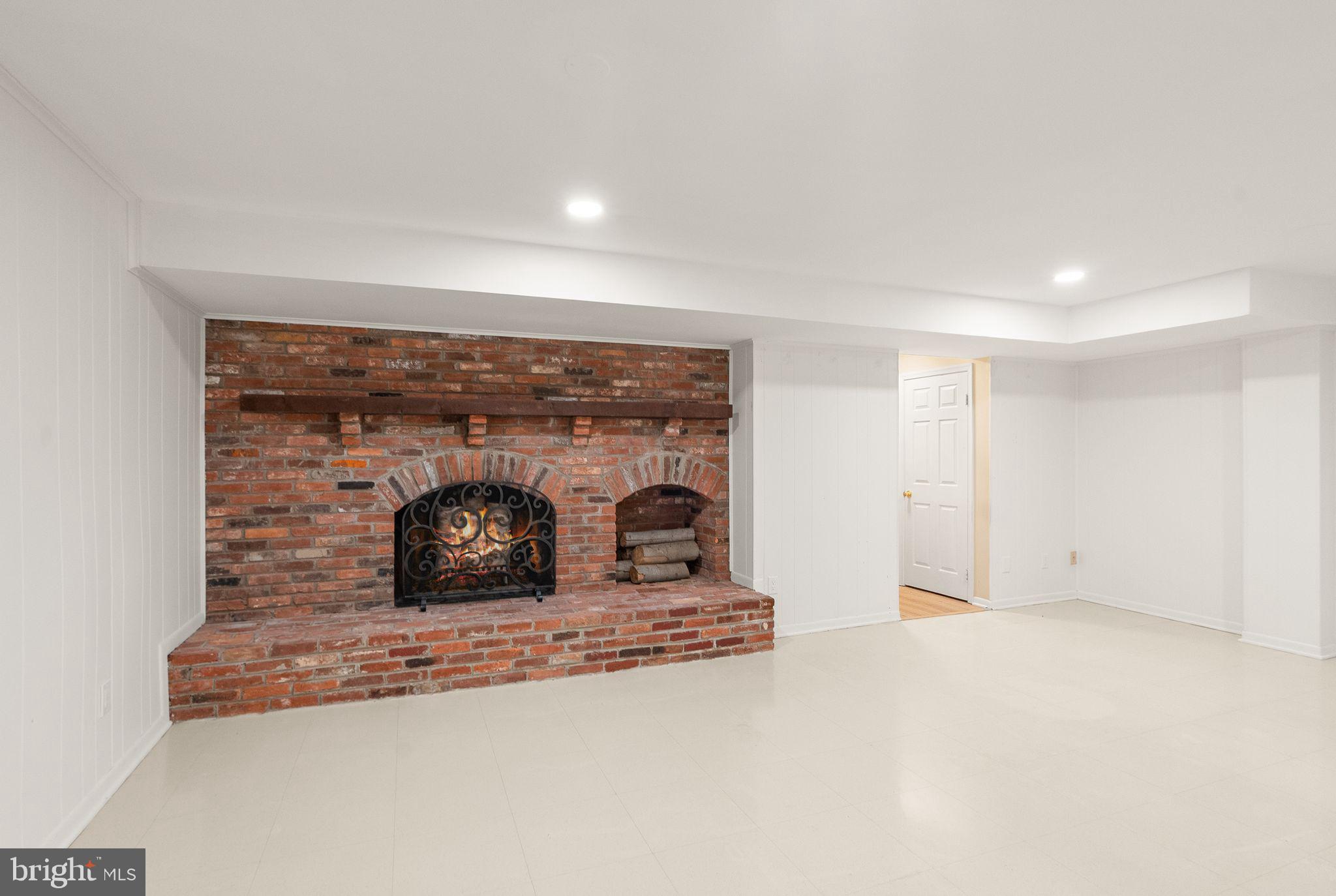 STONEHURST - Residential