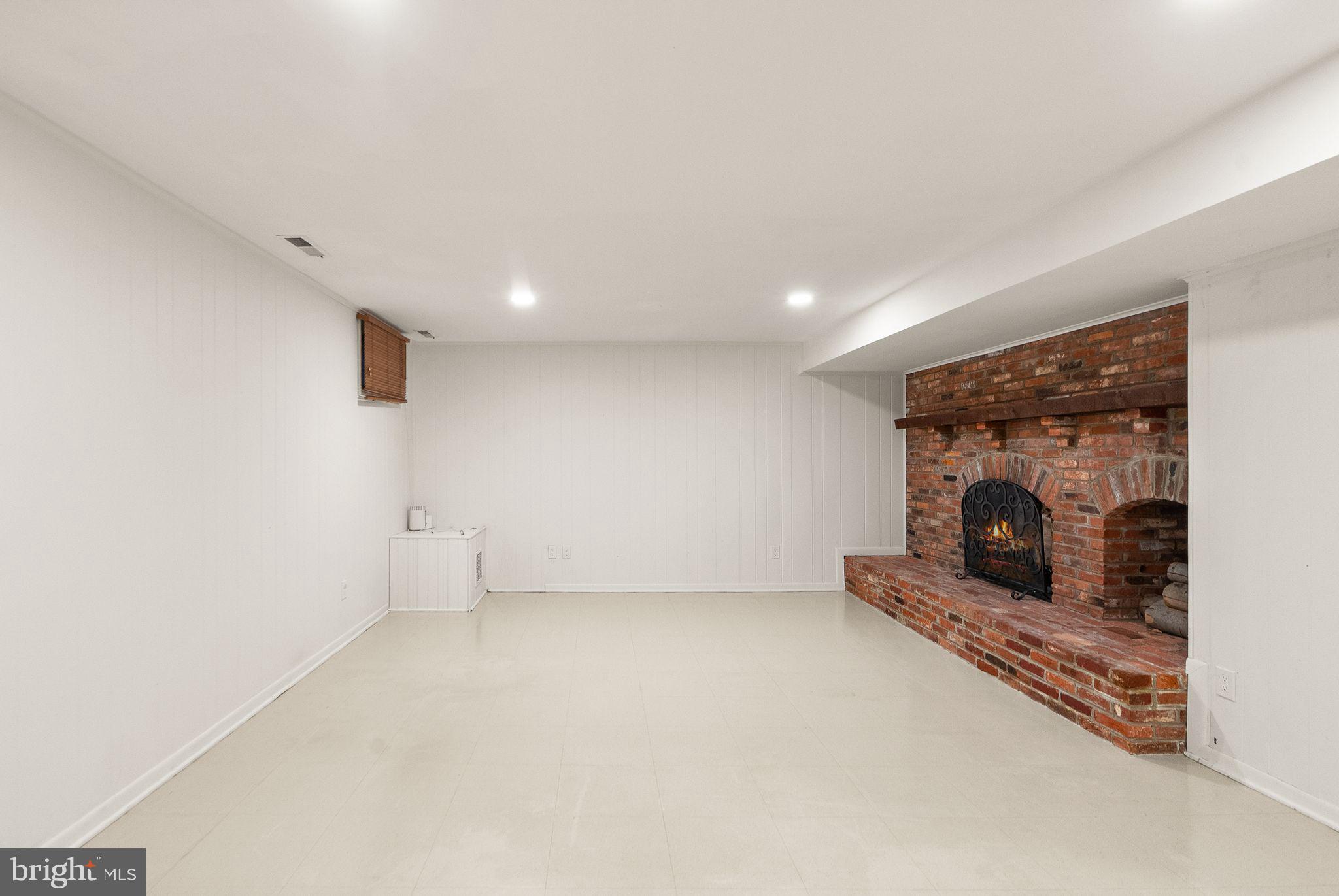 STONEHURST - Residential