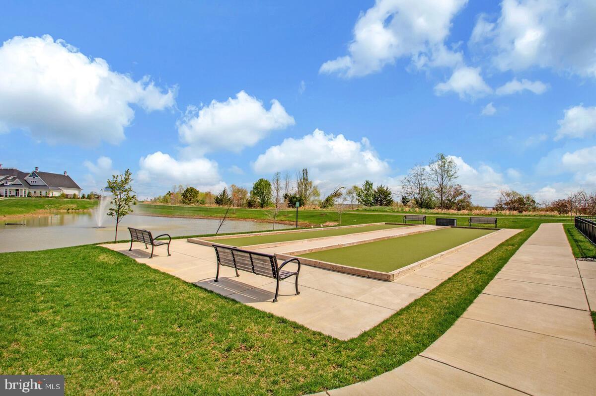 FOUR SEASONS AT KENT ISLAND - Residential