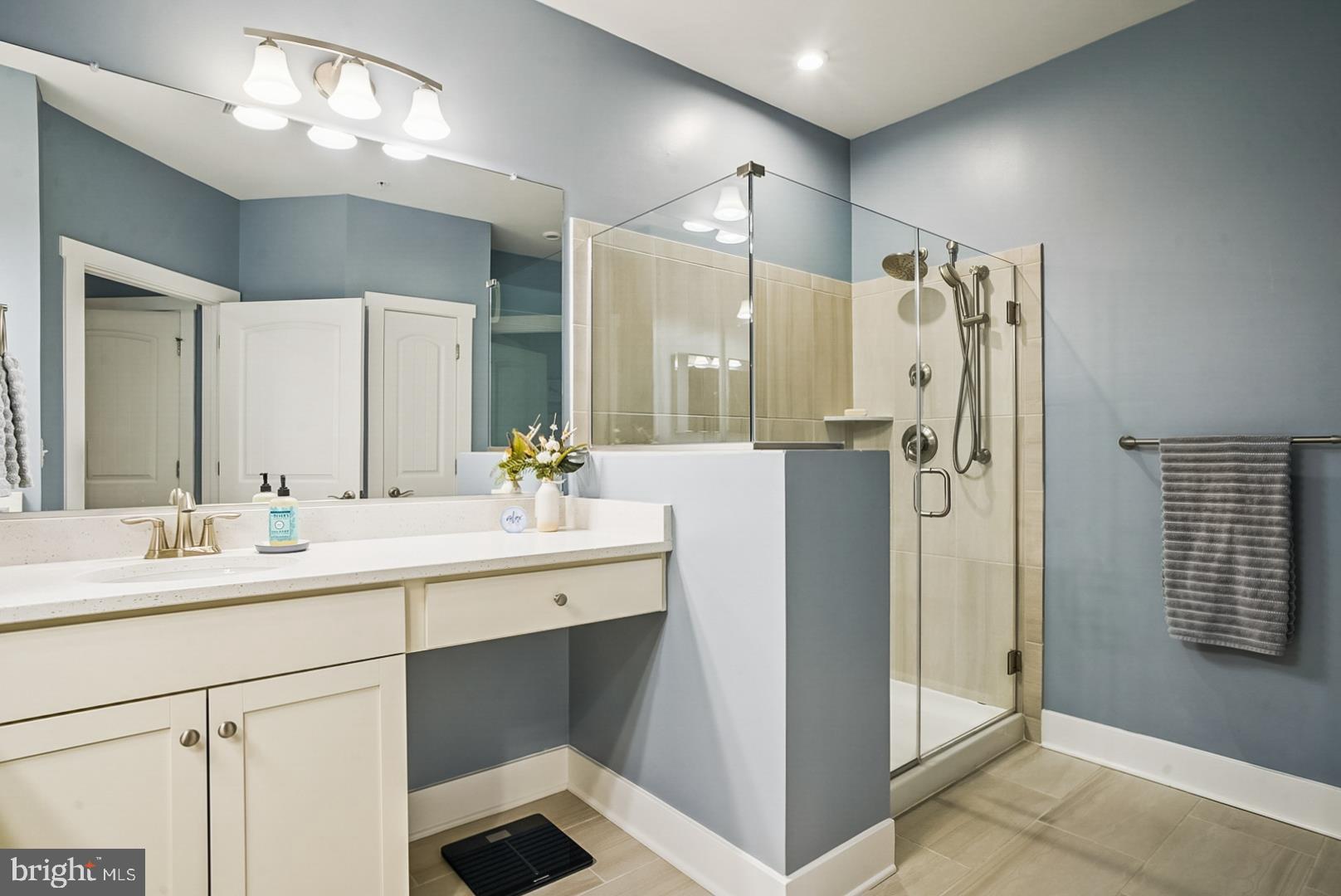 FOUR SEASONS AT KENT ISLAND - Residential