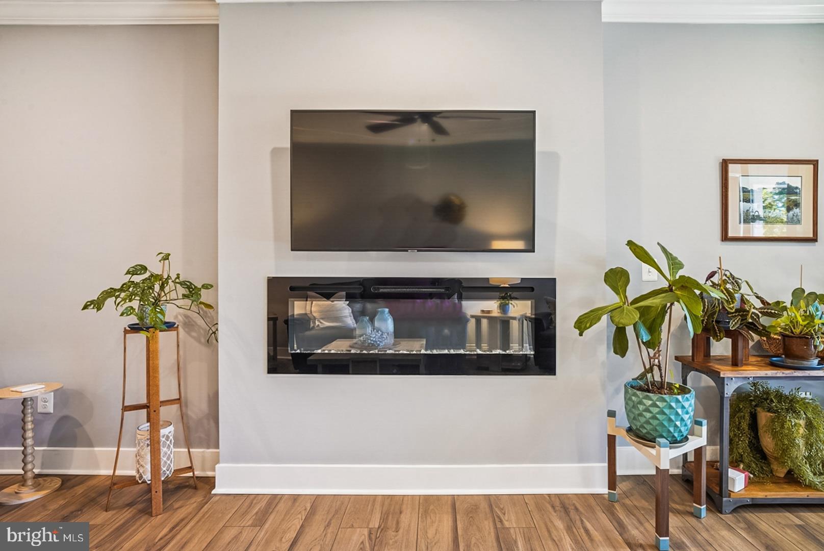 FOUR SEASONS AT KENT ISLAND - Residential