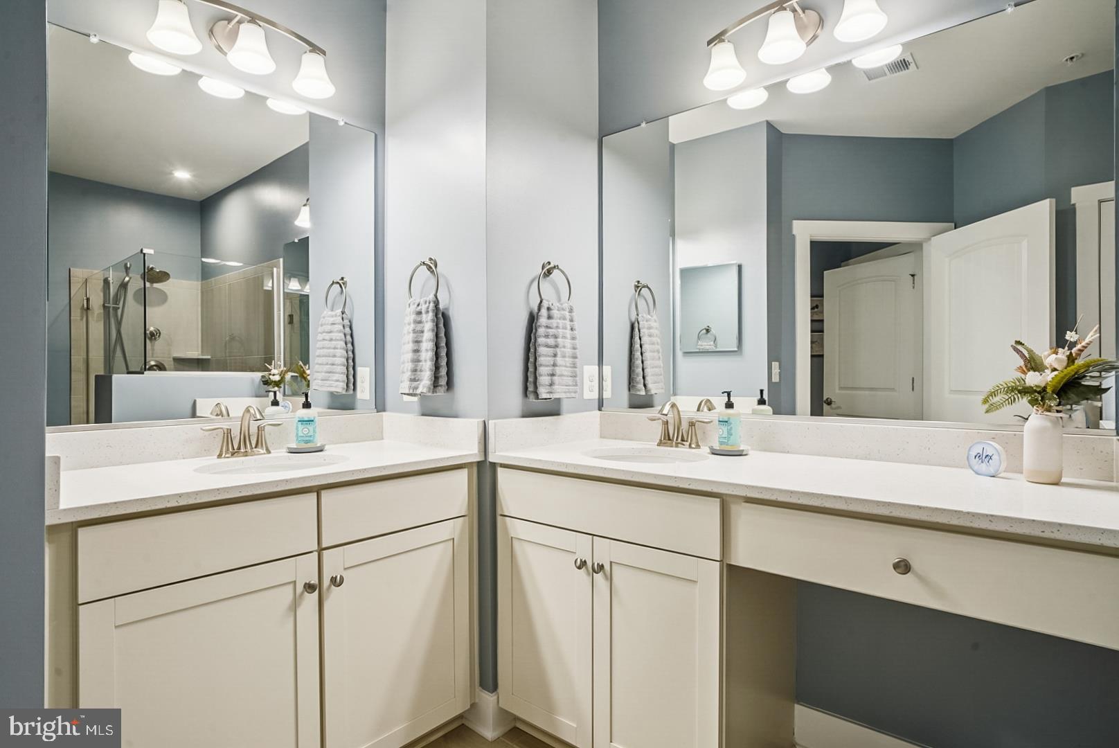 FOUR SEASONS AT KENT ISLAND - Residential